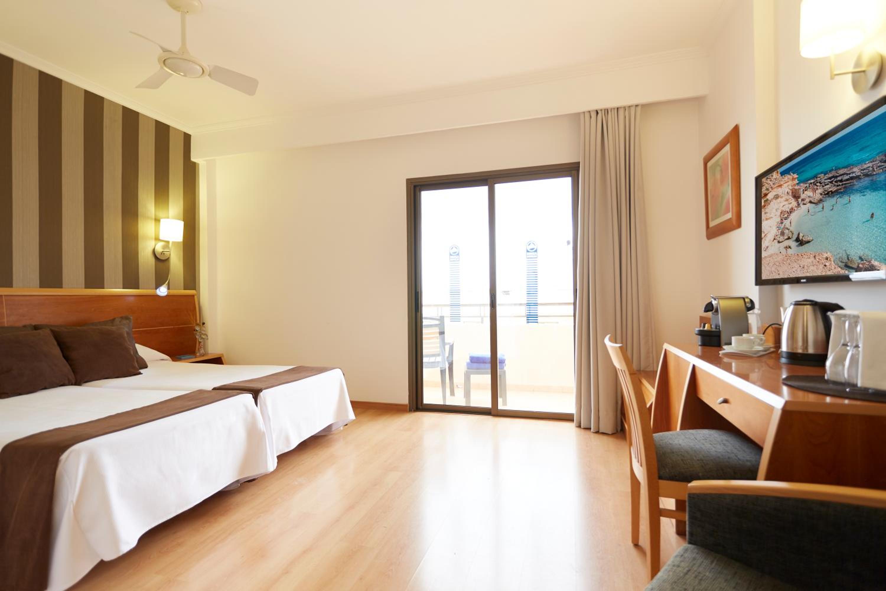 Superior Double or Twin Room - Photo 4
