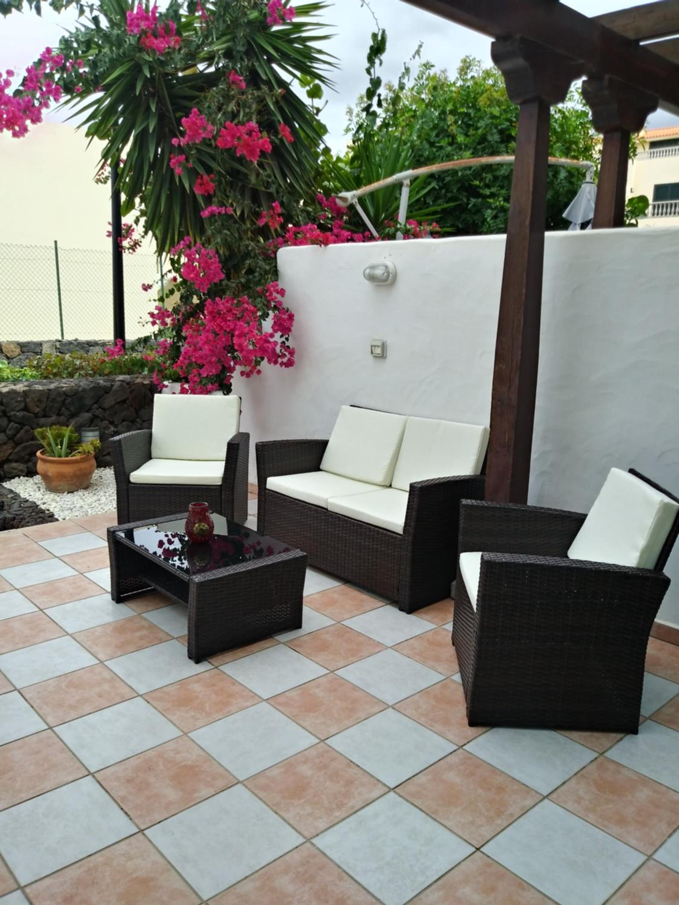 Apartment with Terrace photo 3