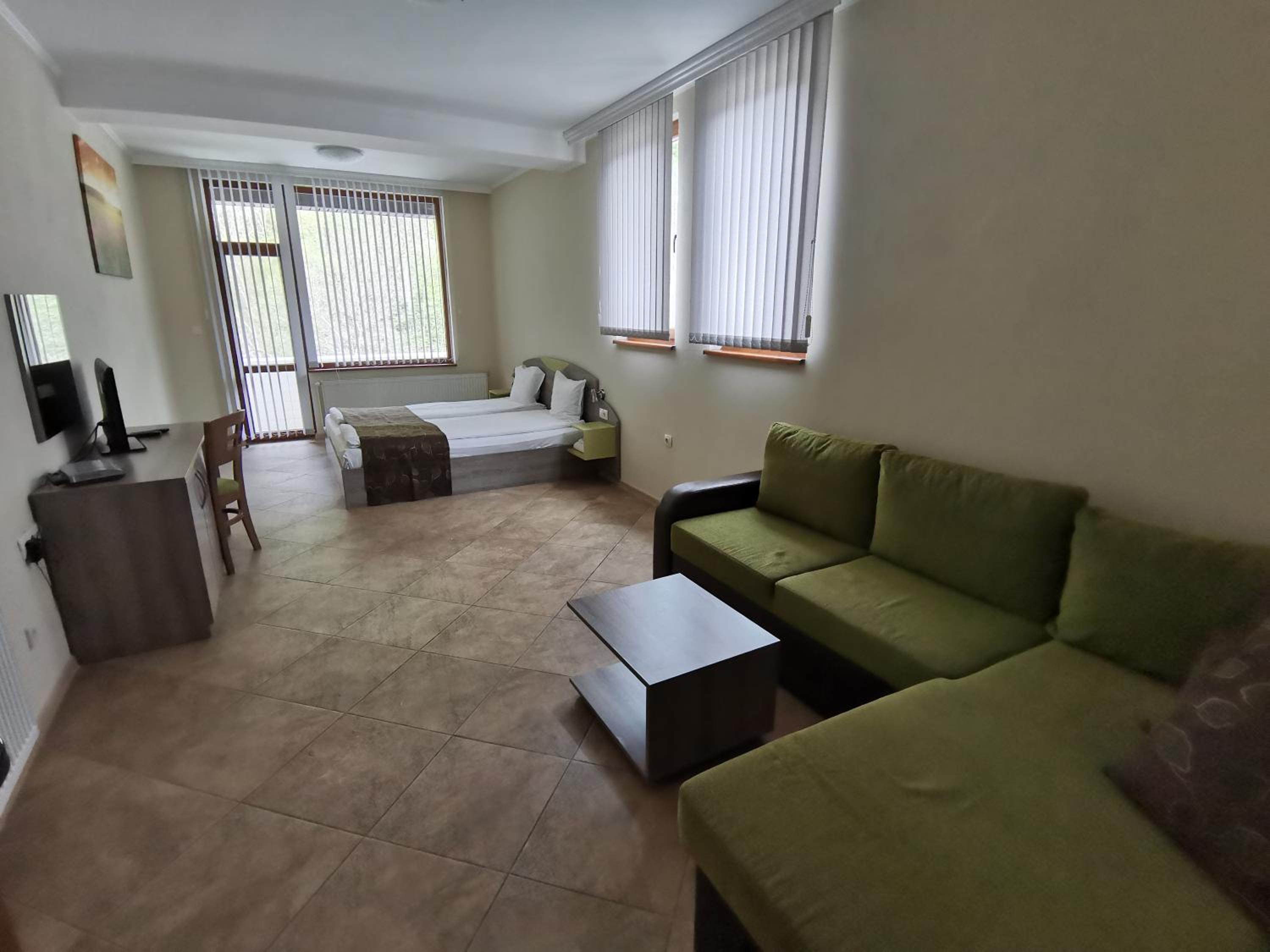 Superior King Room photo 3