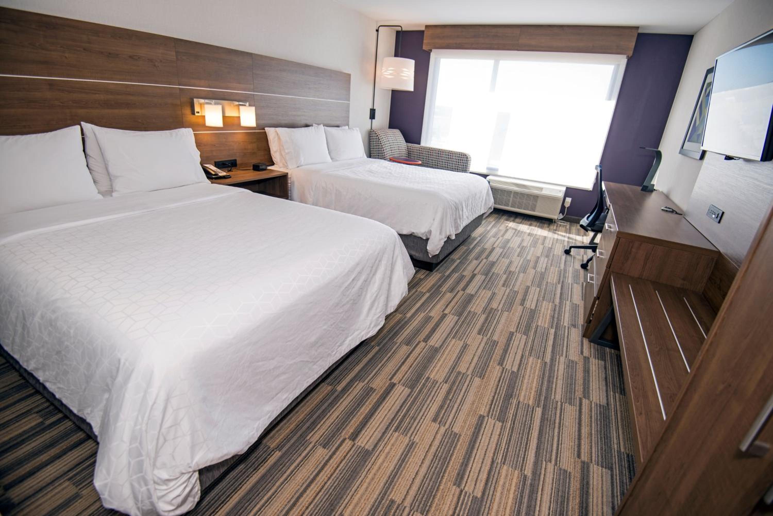 Standard Room with Two Queen Beds