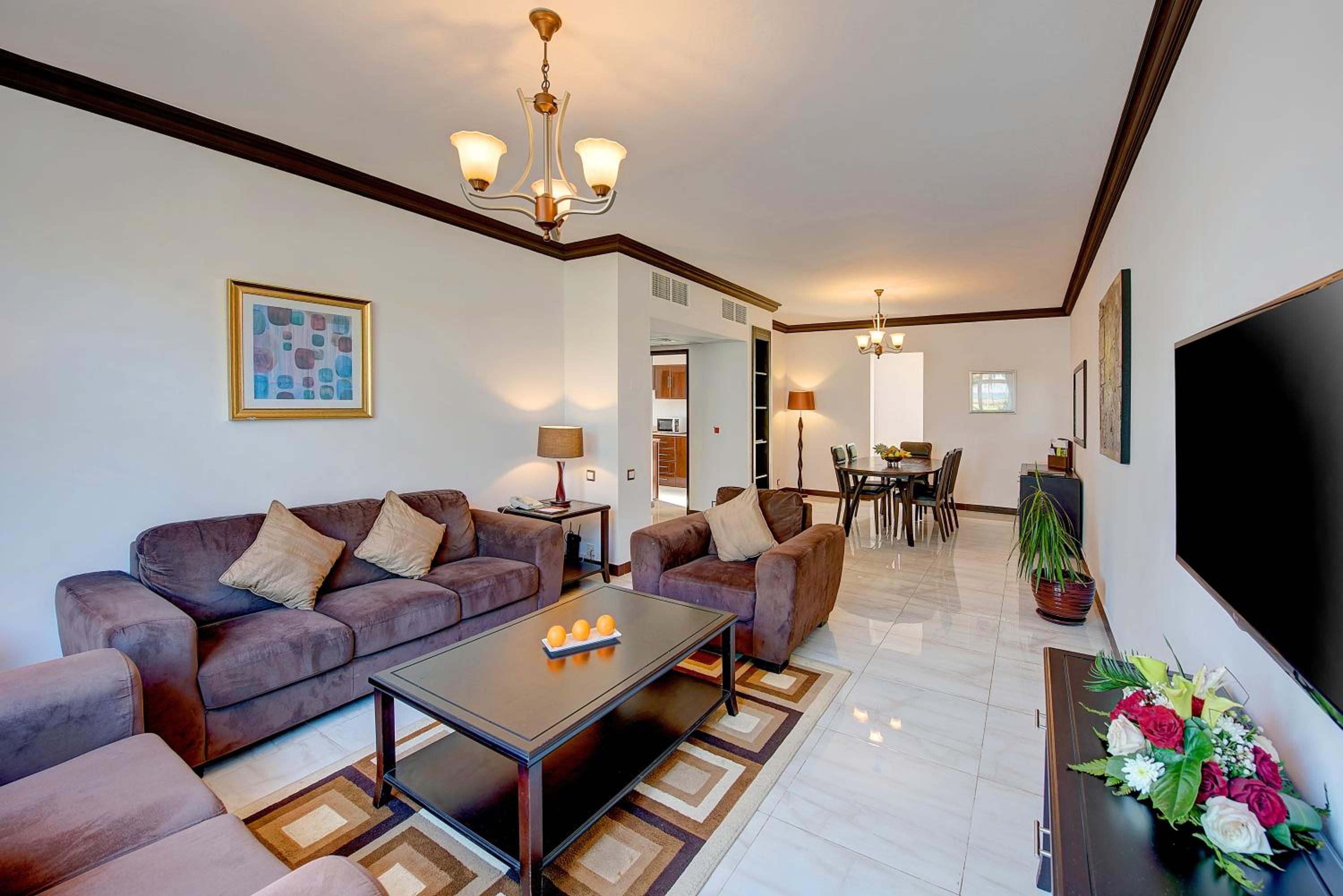 Three-Bedroom Villa - Smoking - Photo 12