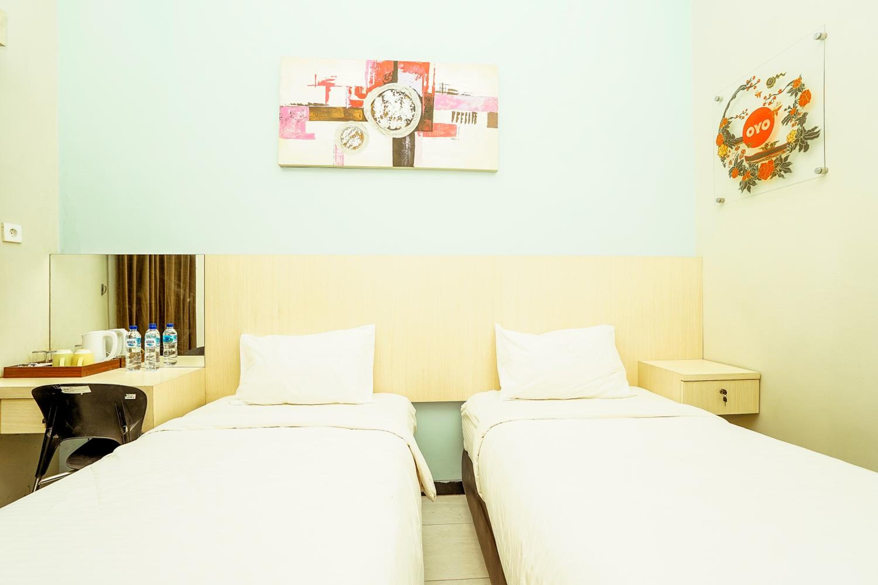 Deluxe Twin Room - Photo 9
