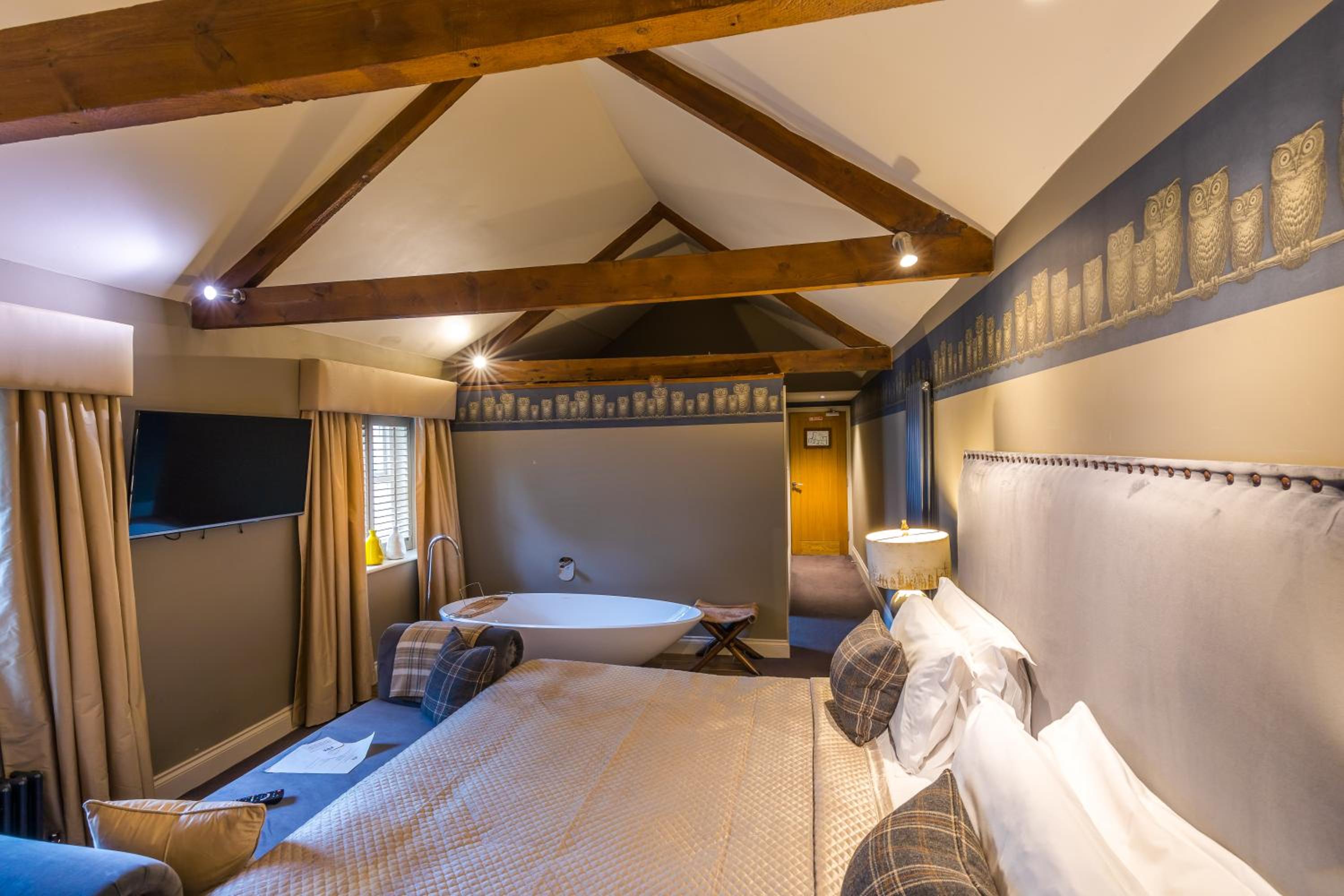 Superior Double or Twin Room - Not Pet Friendly photo 3
