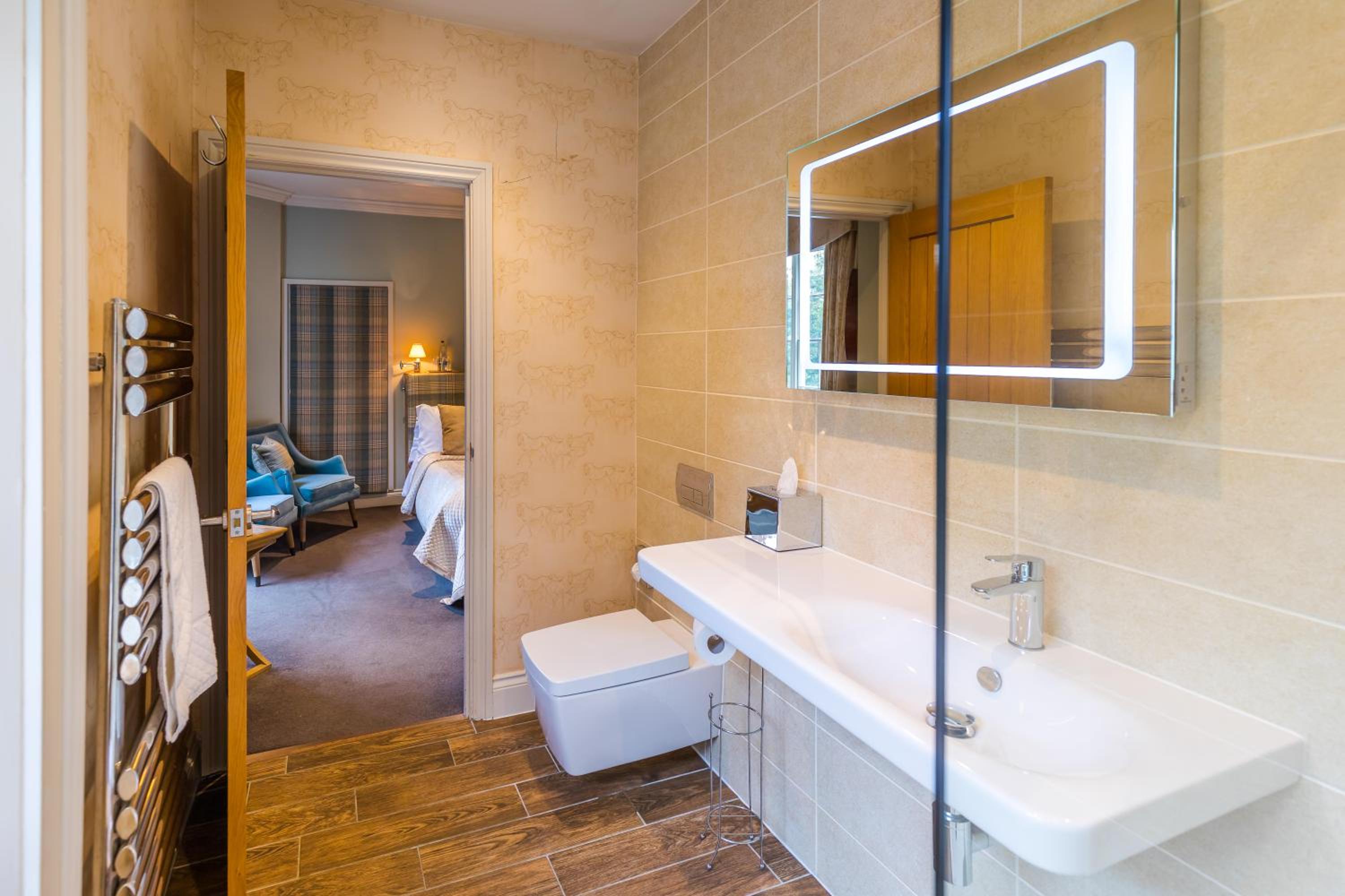 Classic Double Room - Not Pet Friendly photo 3