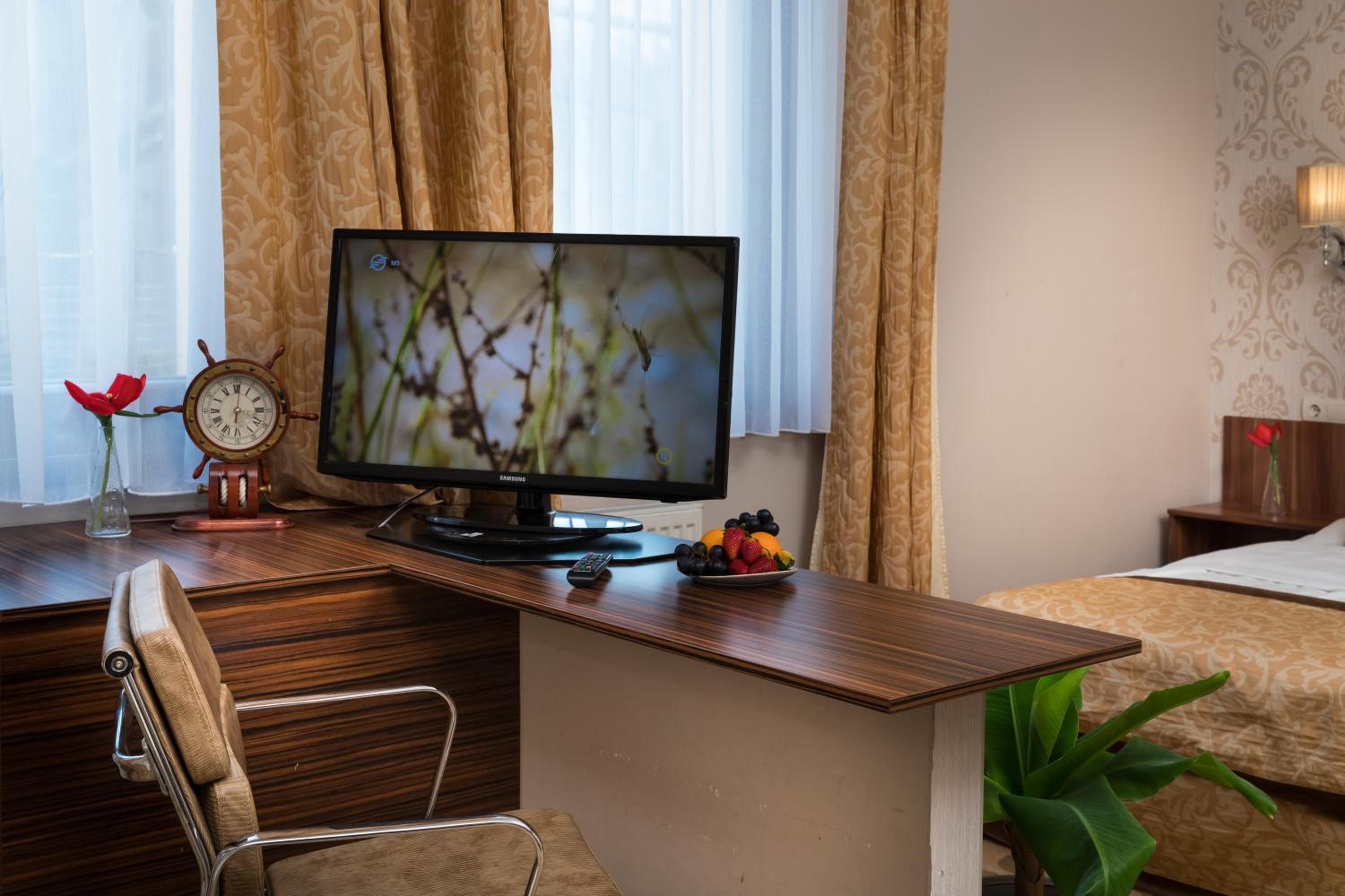 Apartment - Photo 3