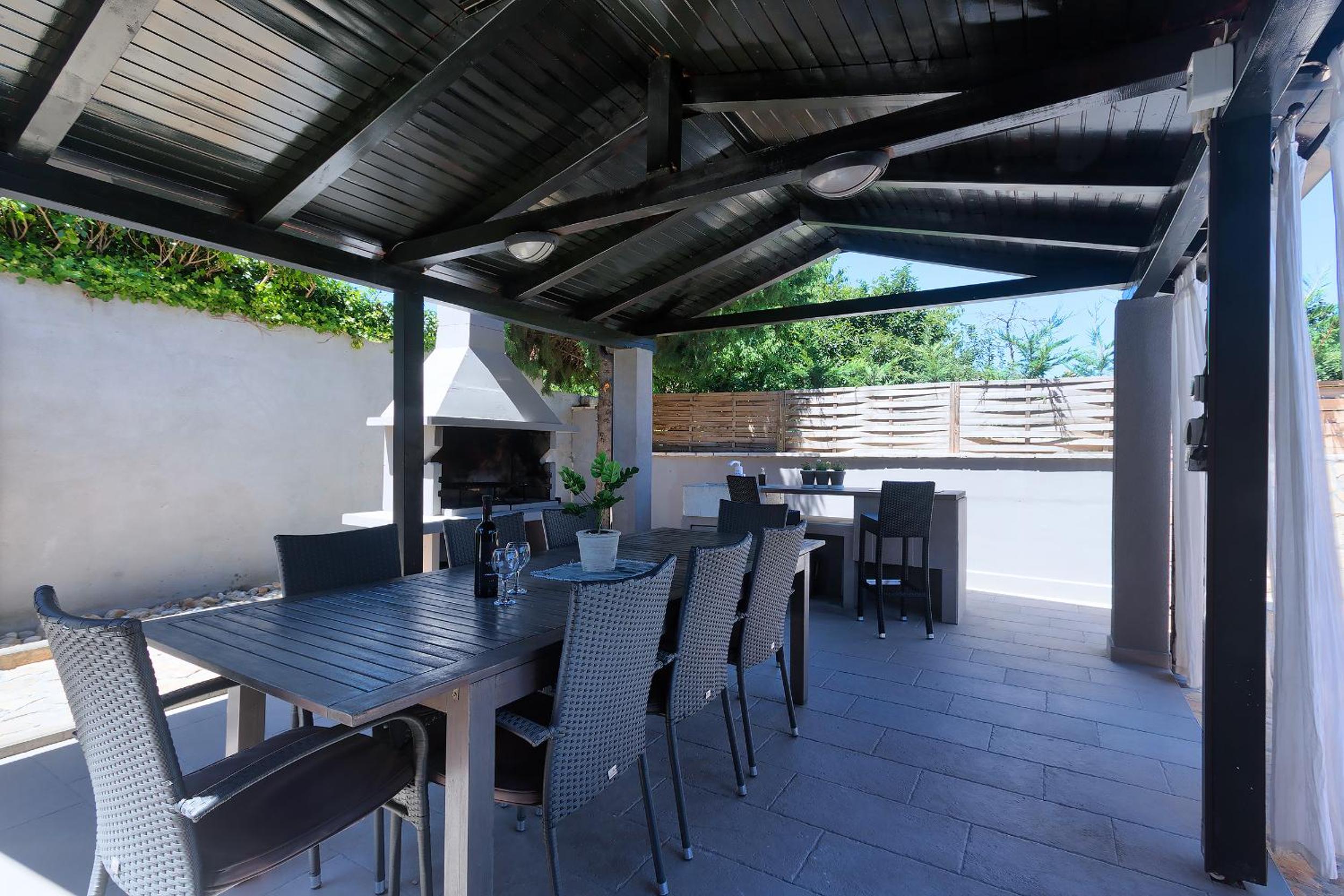 Villa with Private Pool photo 3