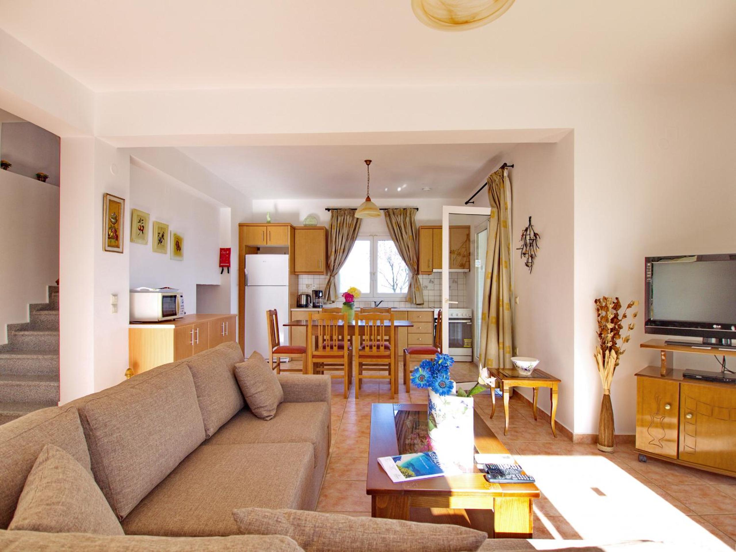 Three -Bedroom Villa photo 1