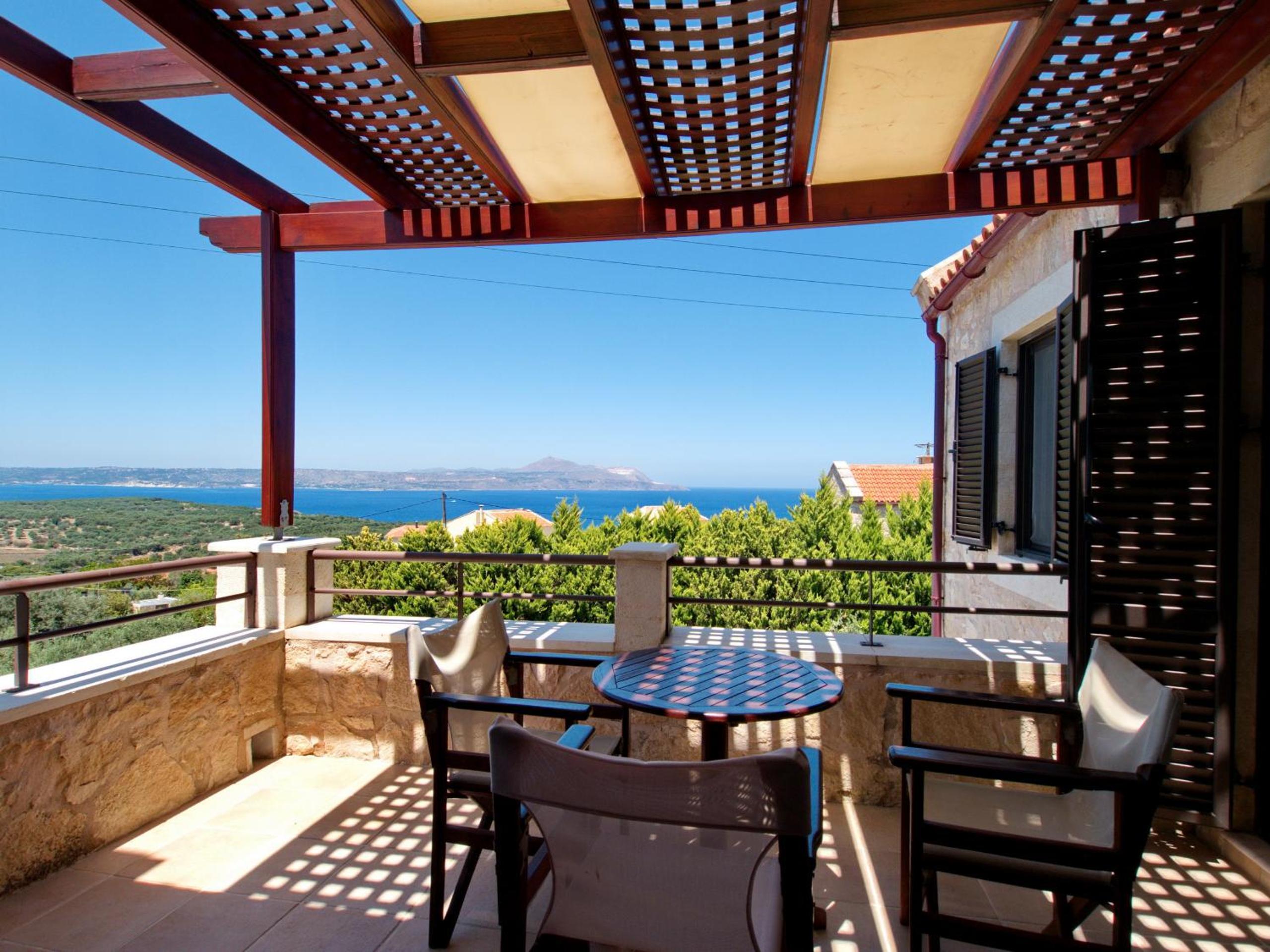 Villa photo 2