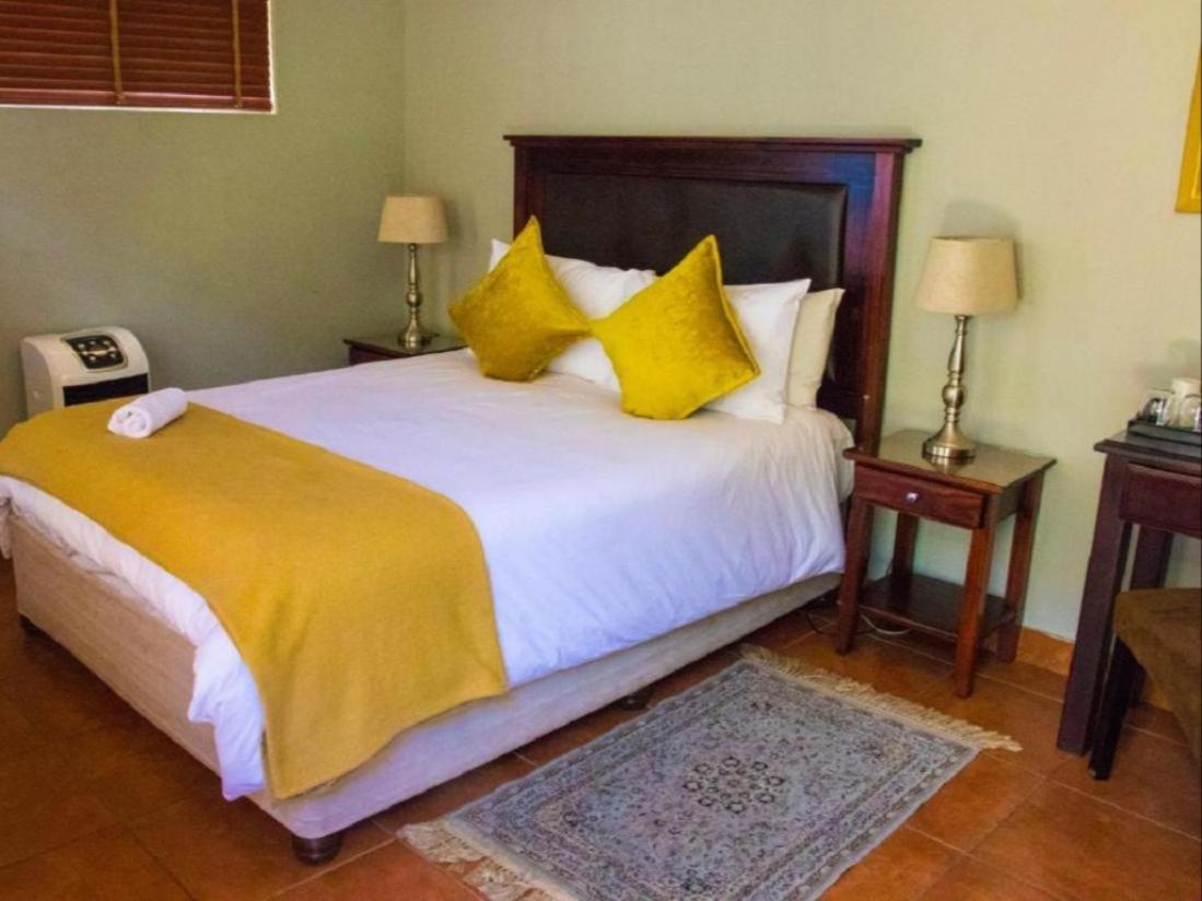 Standard Double Room - Photo 5