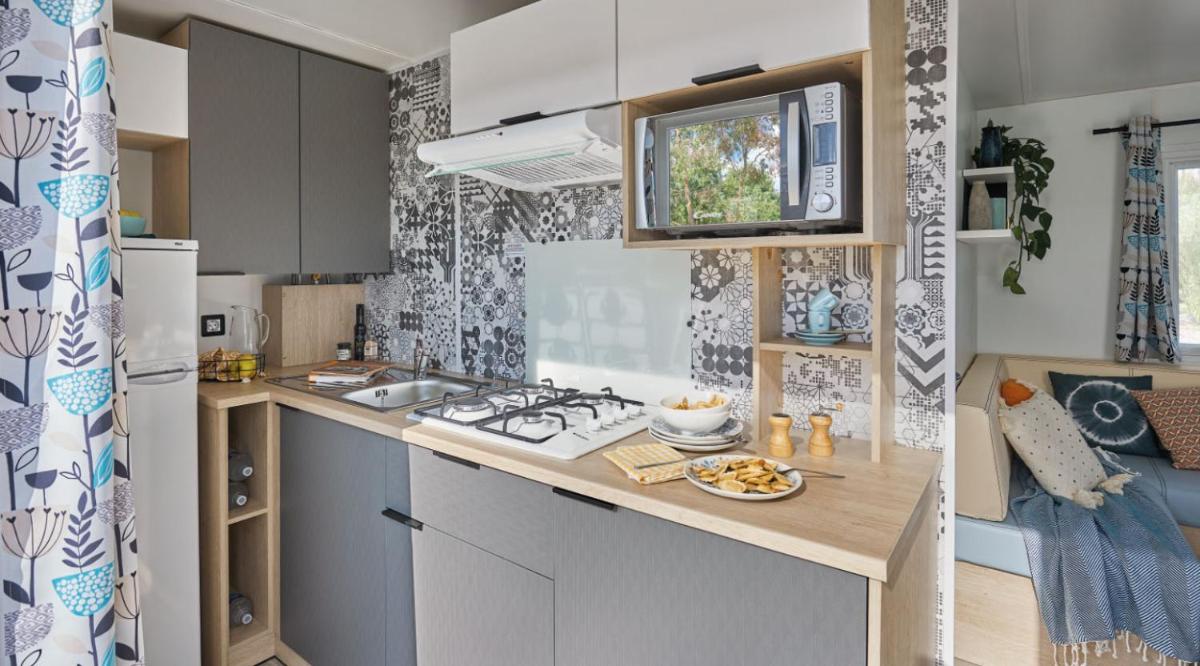 2 Bedrooms Cabanon with Air Conditioning 5 people photo 2