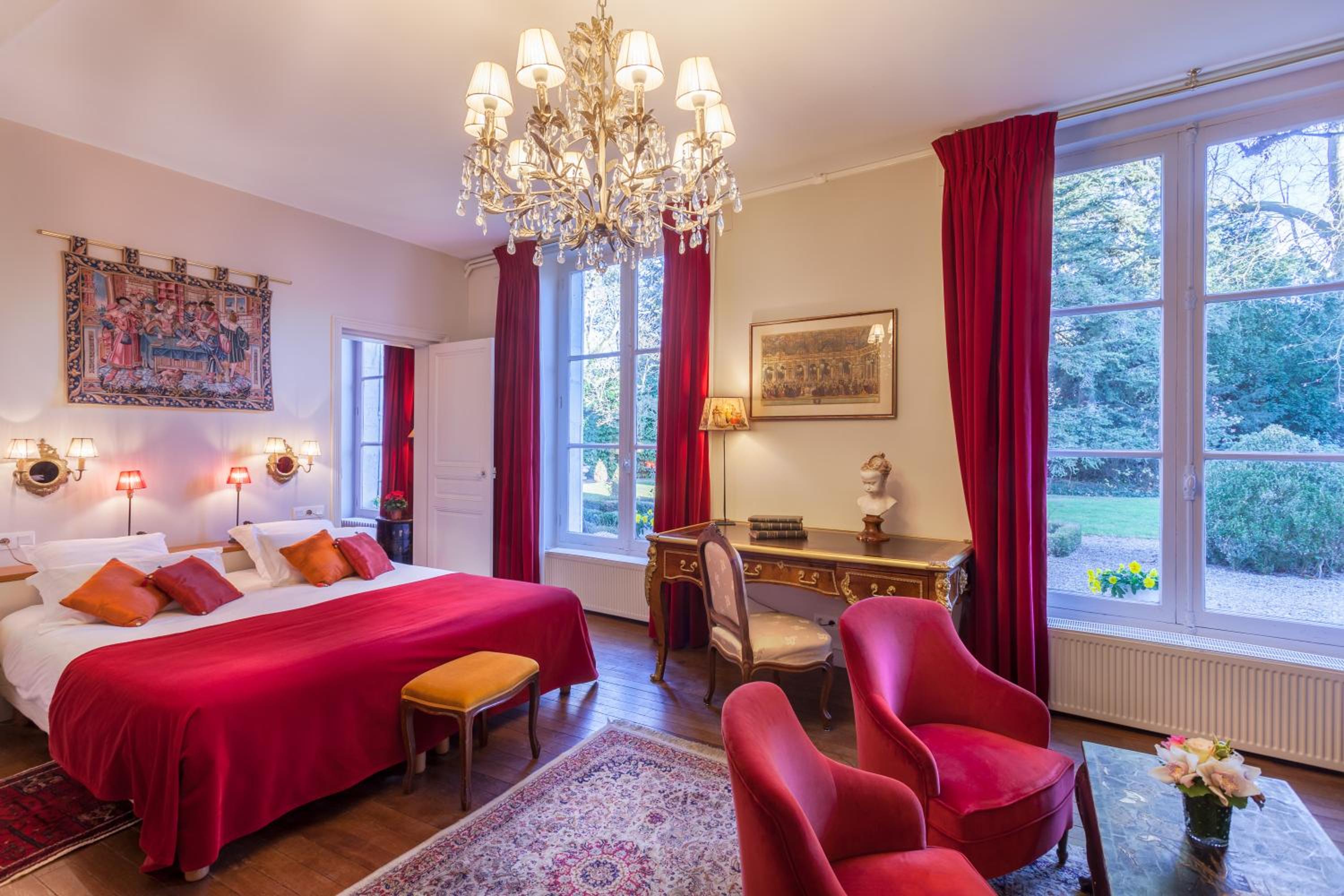 Royal Suite photo 2