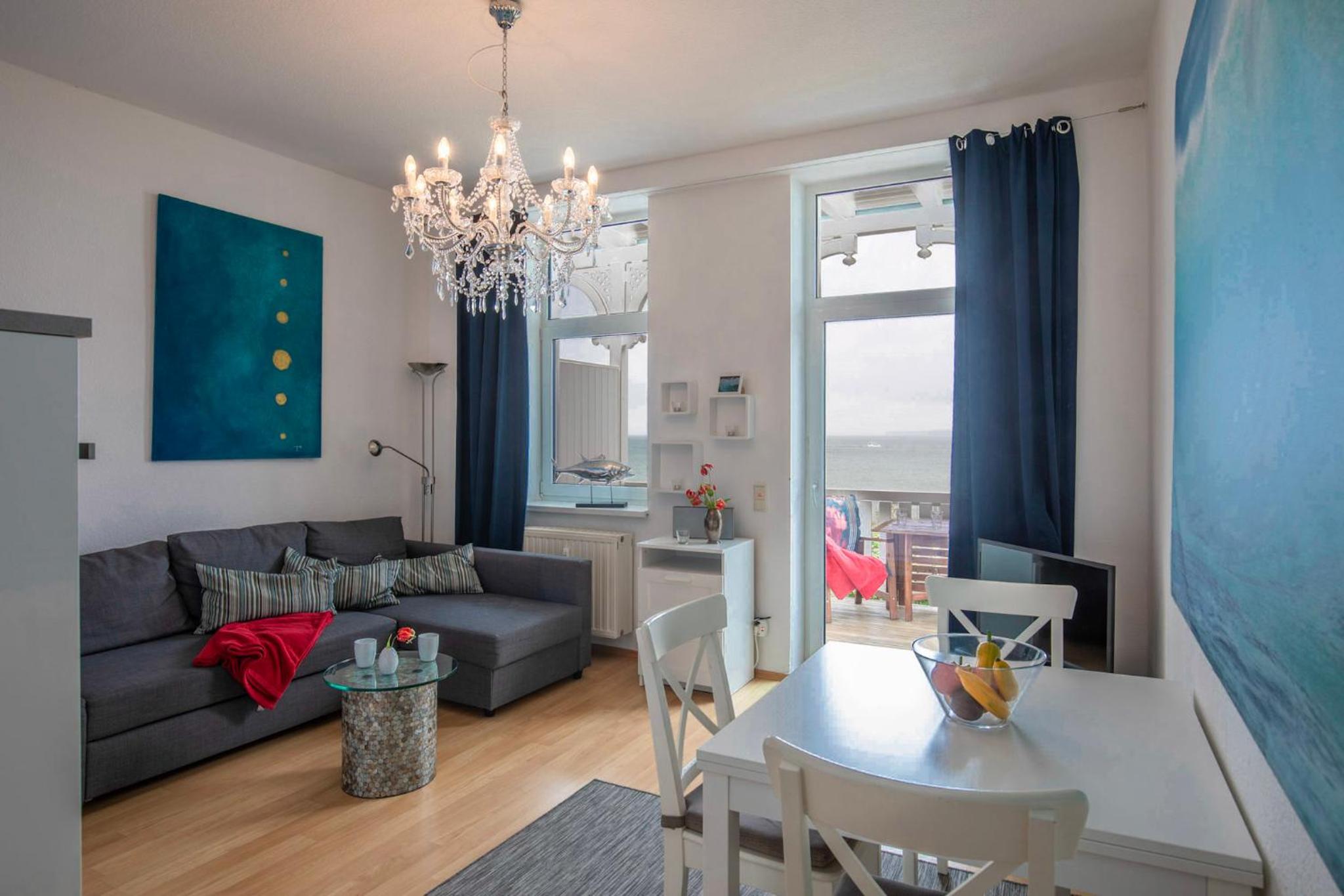 Two-Bedroom Apartment with Balcony photo 2