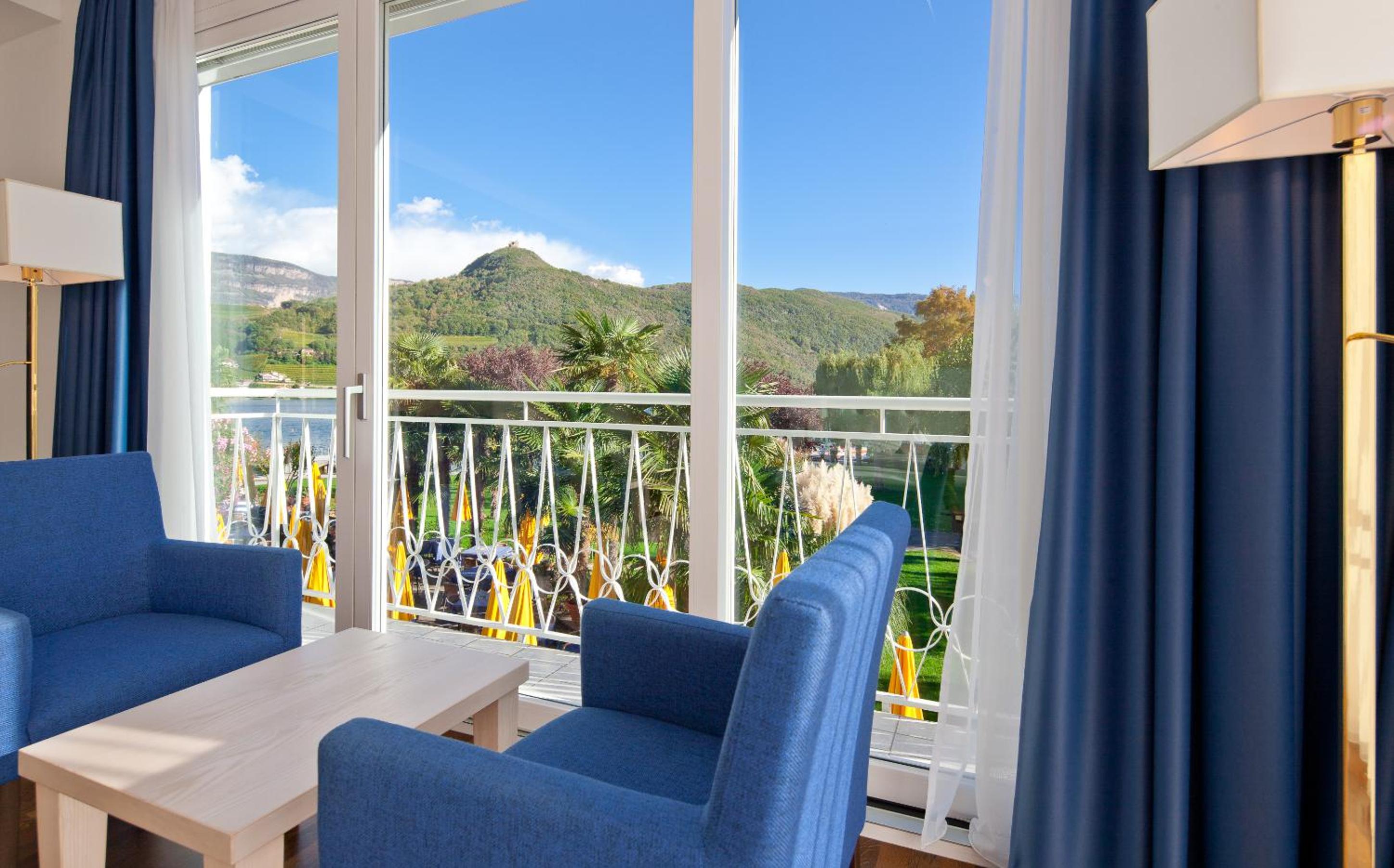 Double or Twin Room with Balcony photo 3