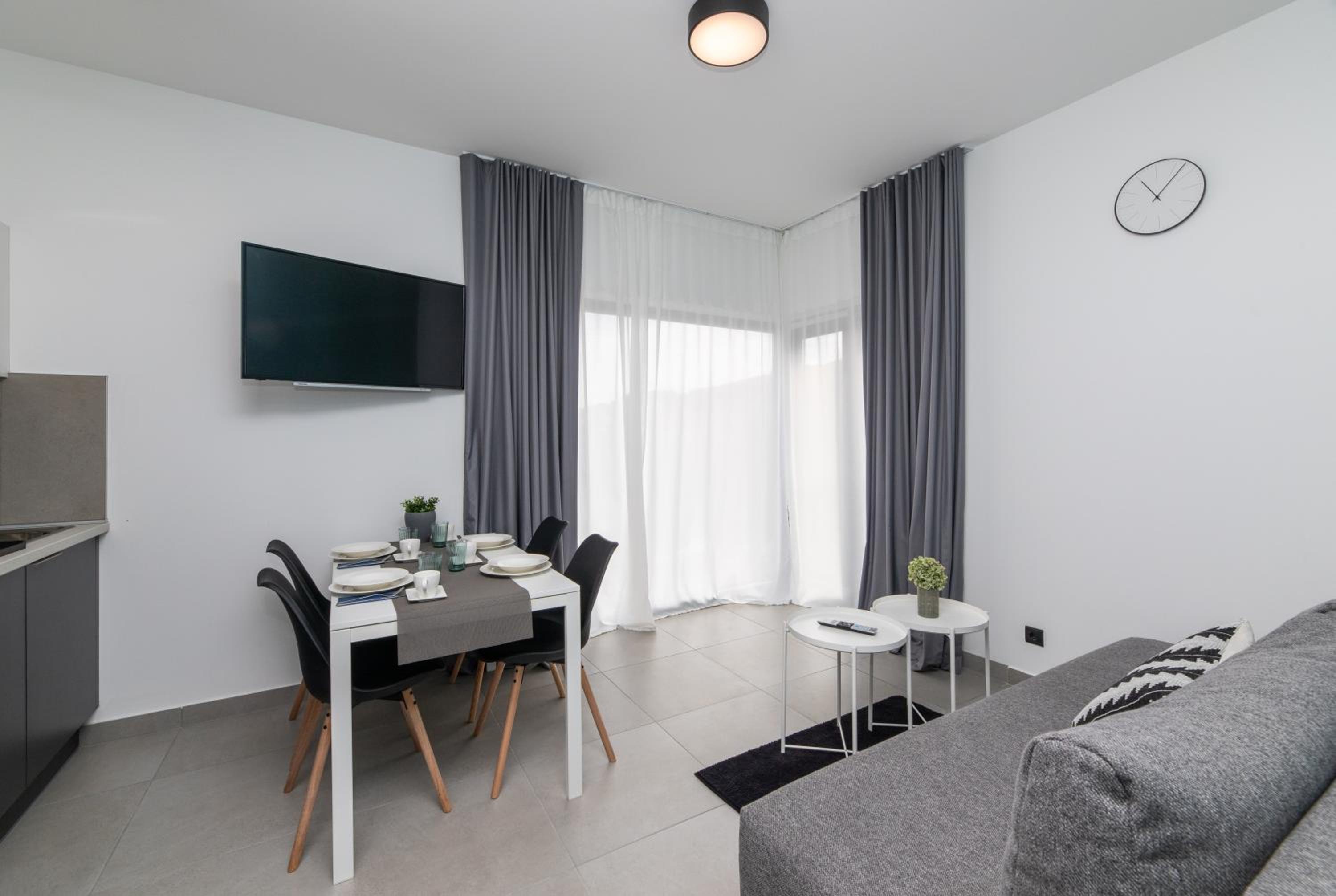 Apartment with Sea View
