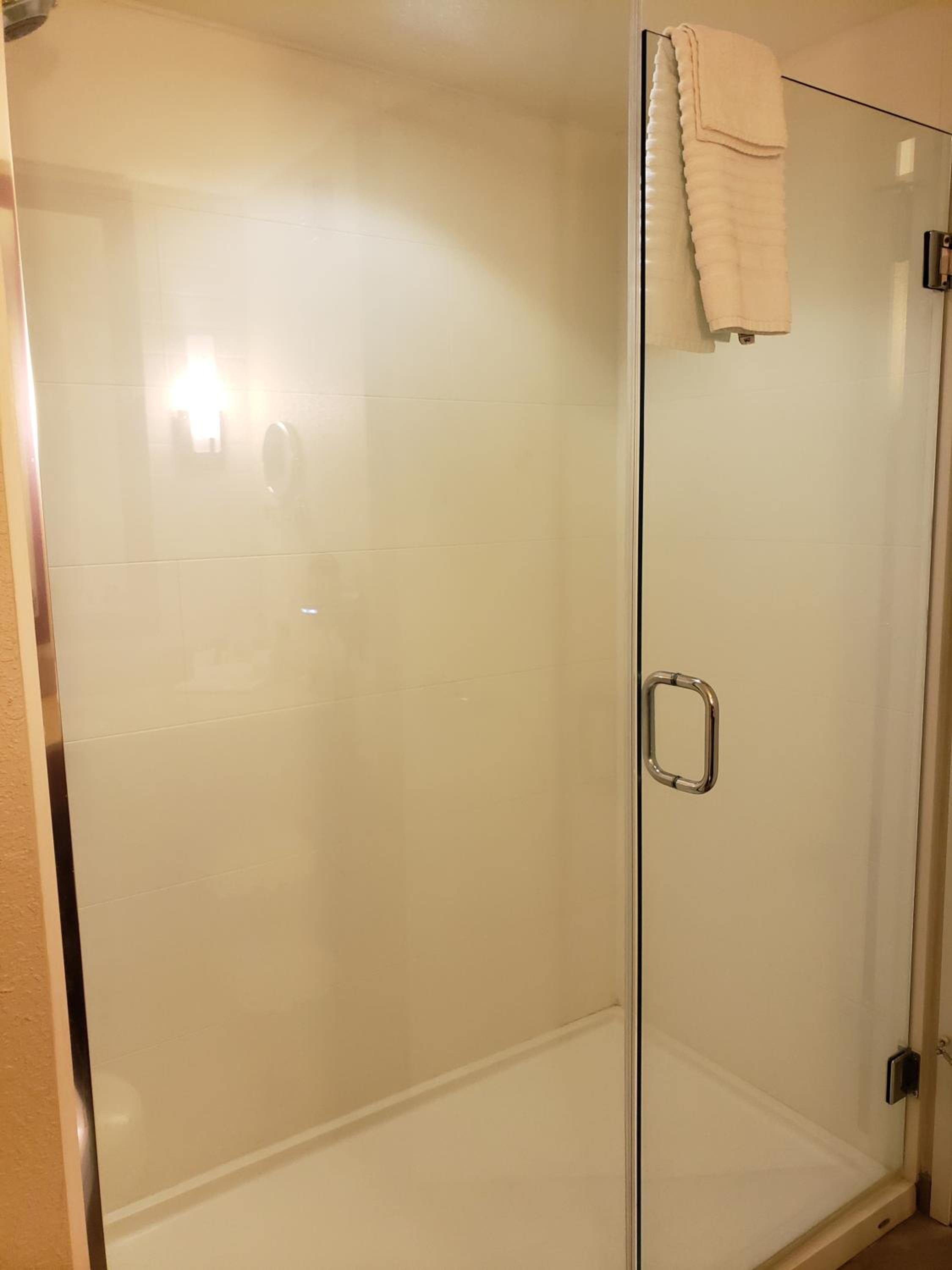 Standard King Room - Non-Smoking  photo 3