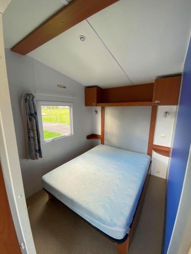 Mobile Home photo 3