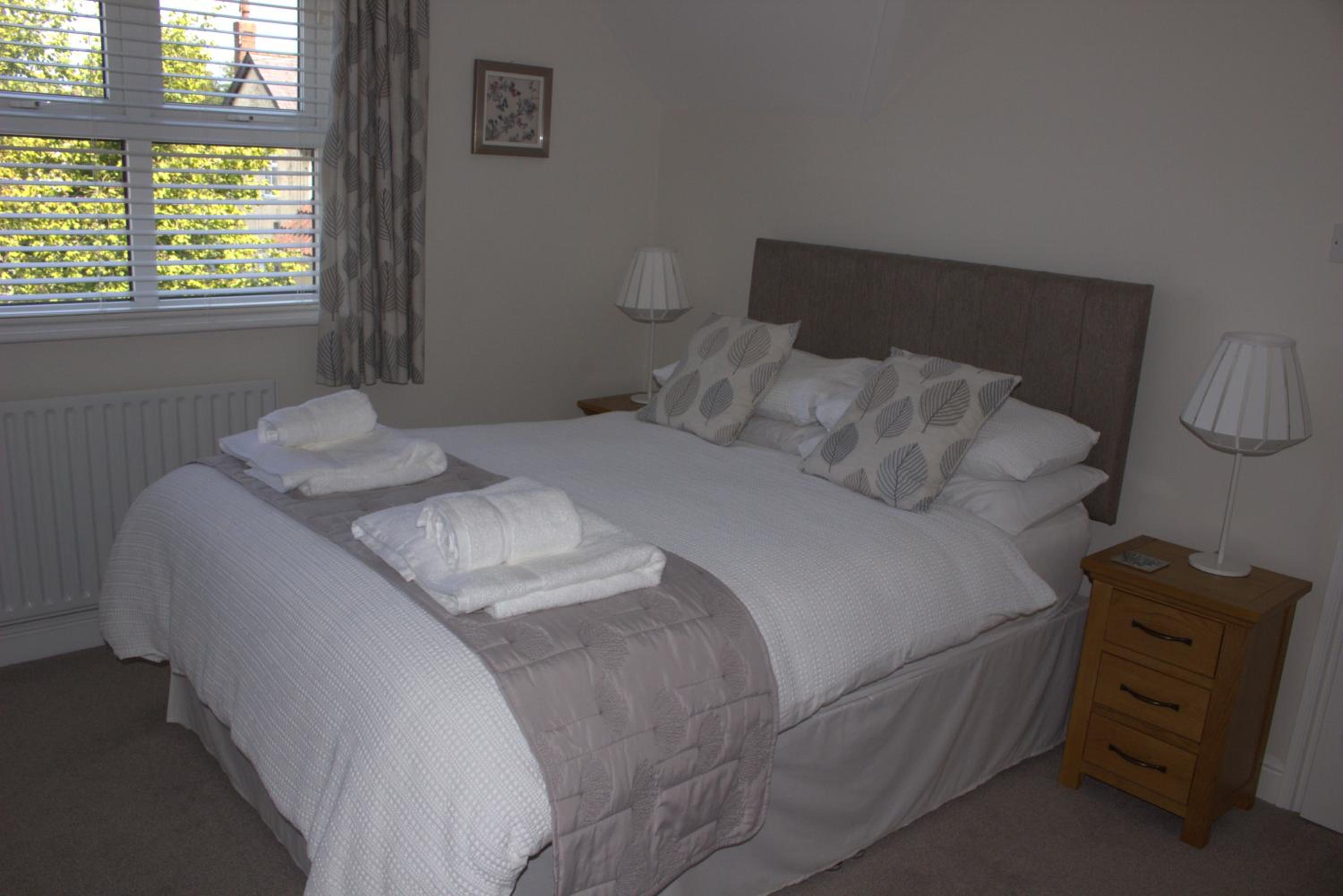 Double Room with Private Bathroom - Photo 1