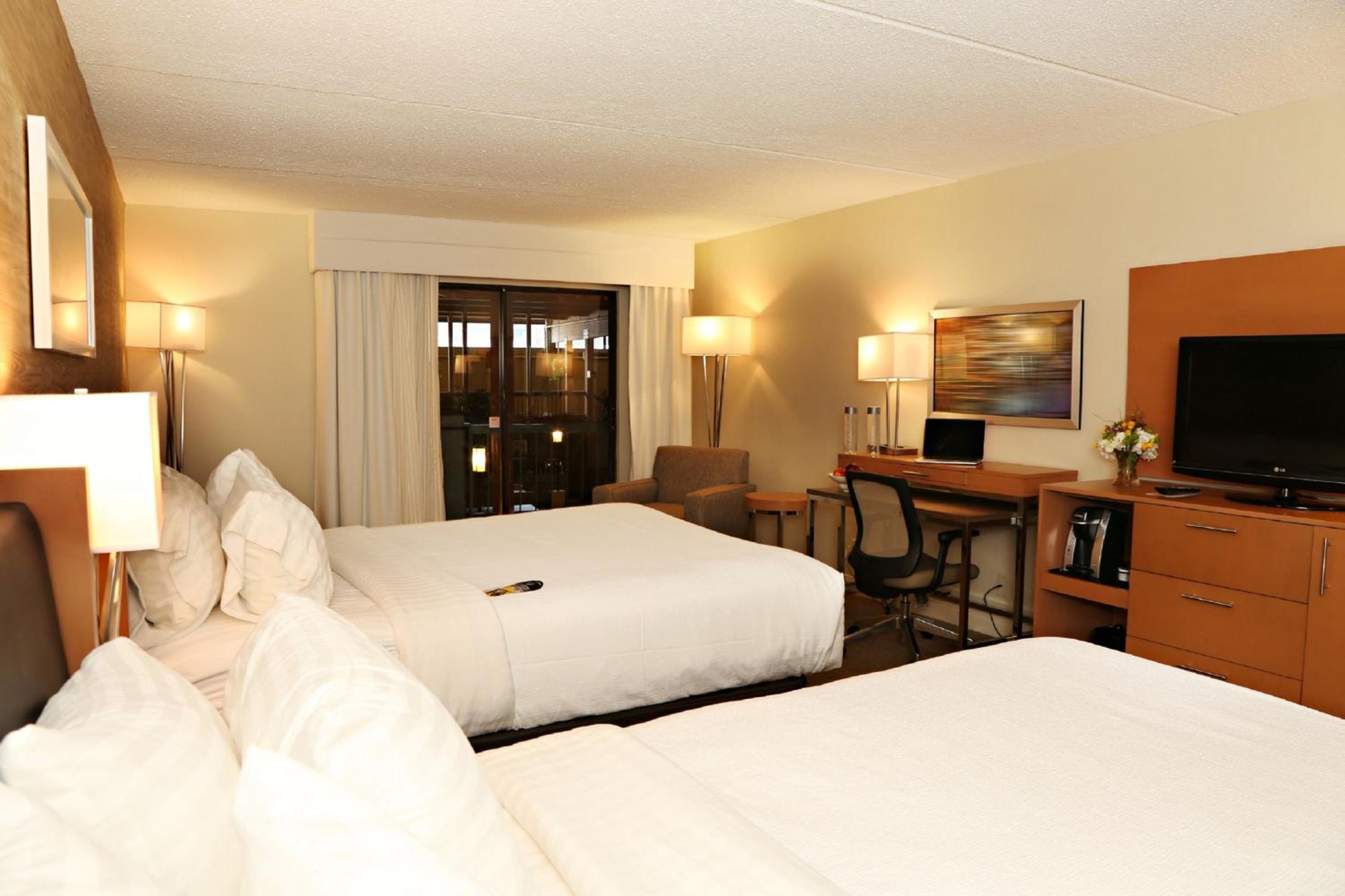 Double Suite - Non-Smoking - Photo 4