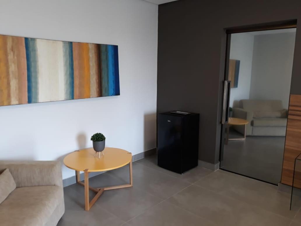 Deluxe Double or Twin Room with Pool Access photo 3