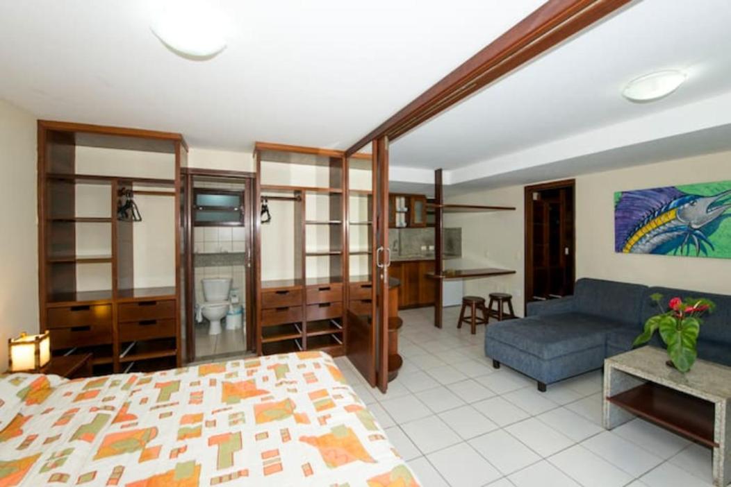 Apartment photo 2