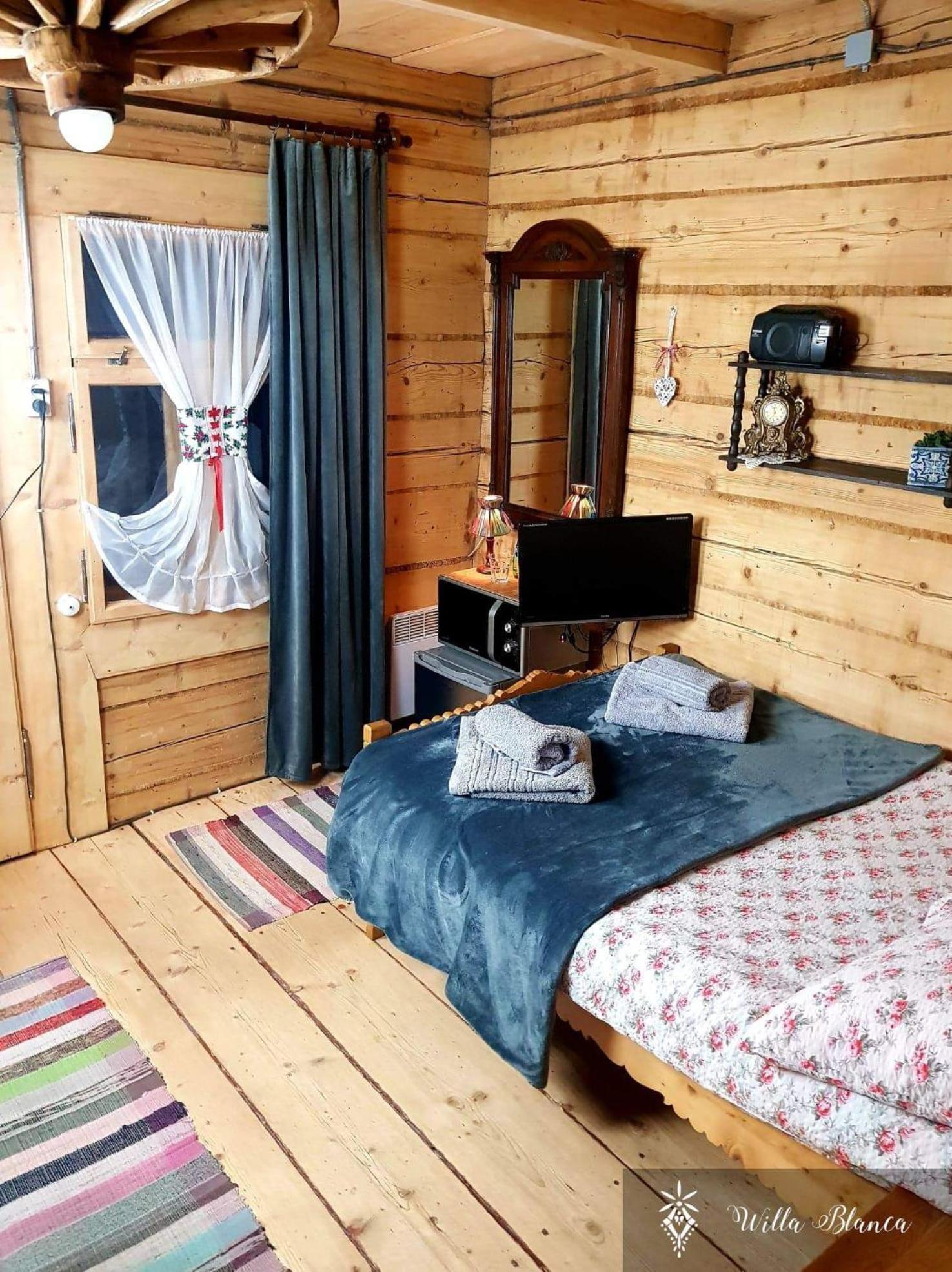 Double Room with Private Bathroom - Photo 3
