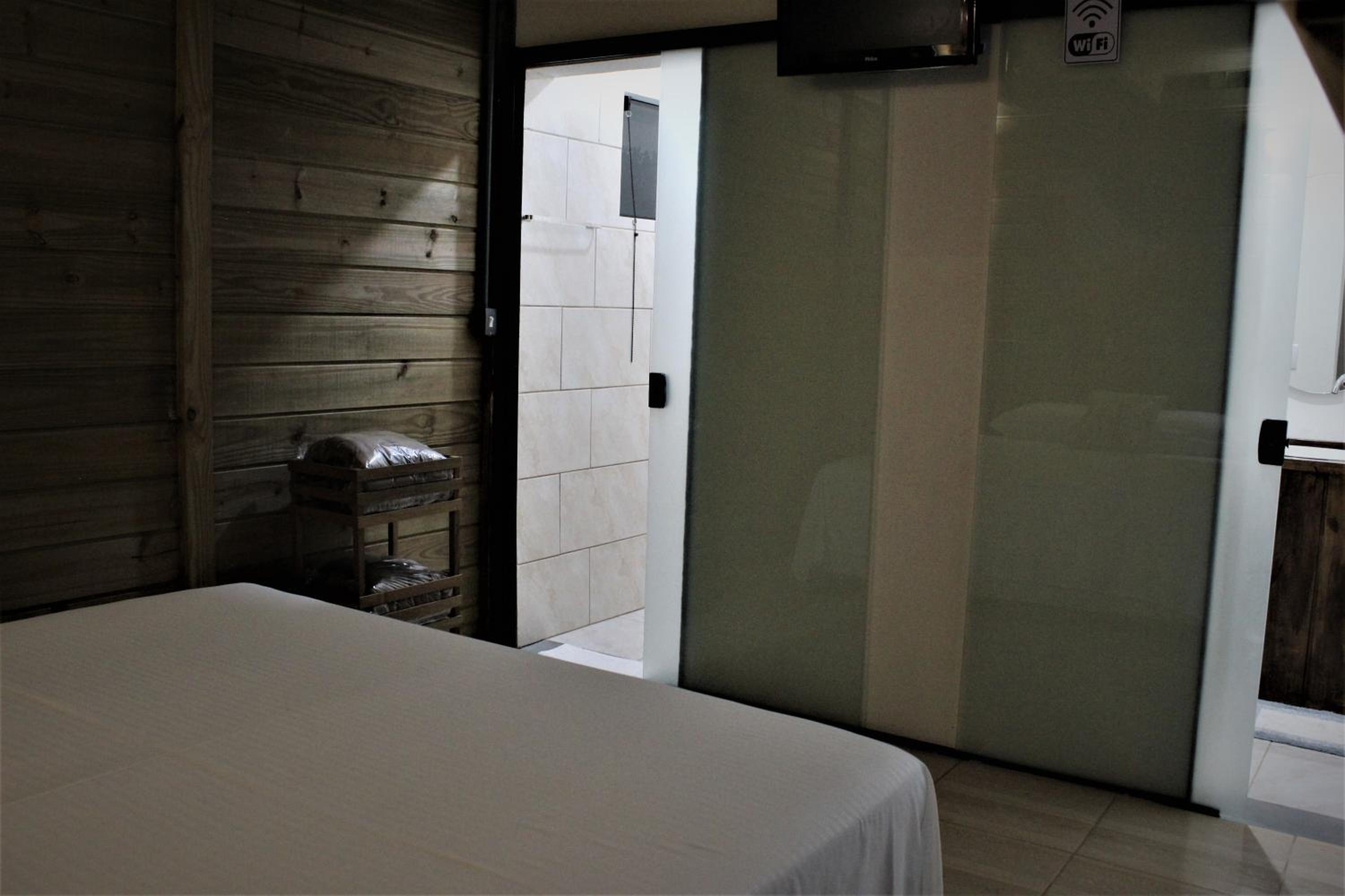 Quadruple Room - Photo 3