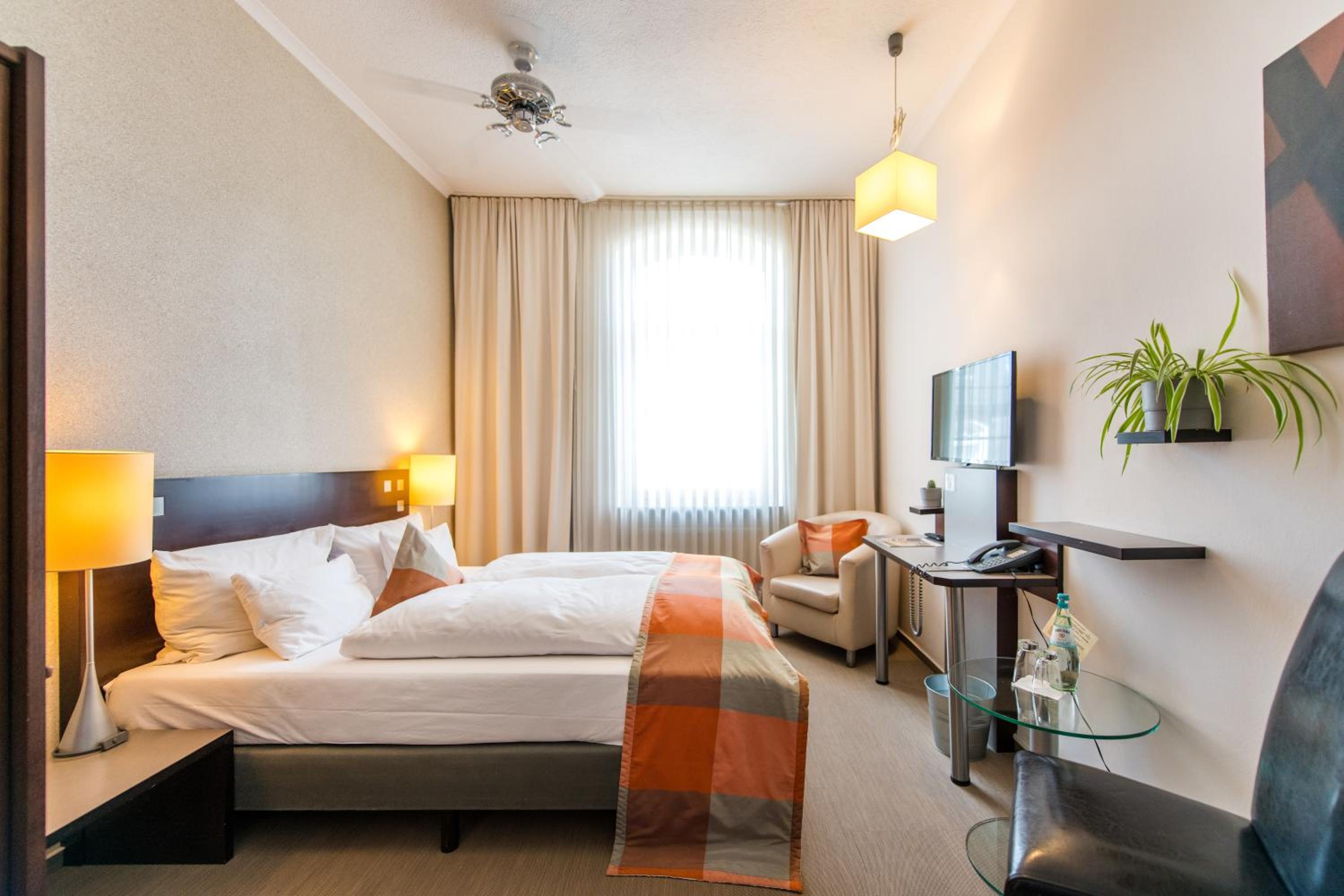 Double Room with French Bed