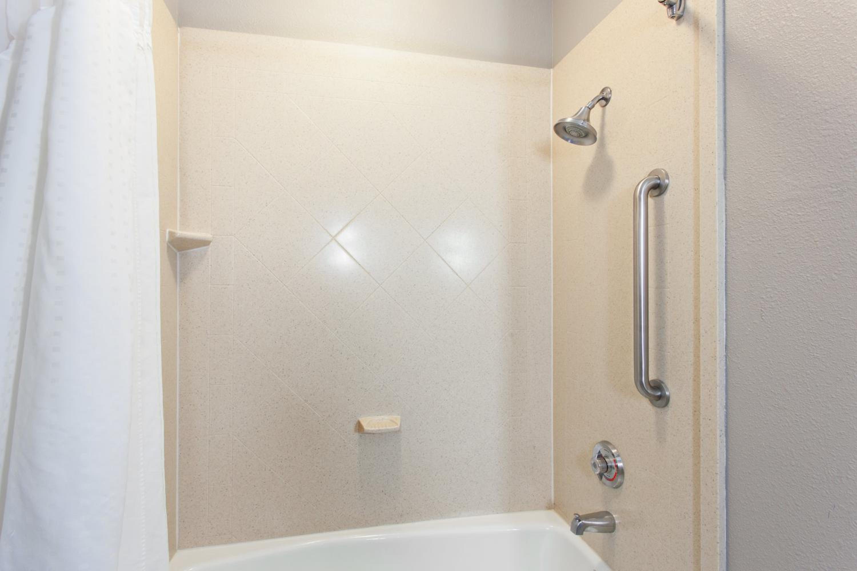 Standard King Room - Photo 1