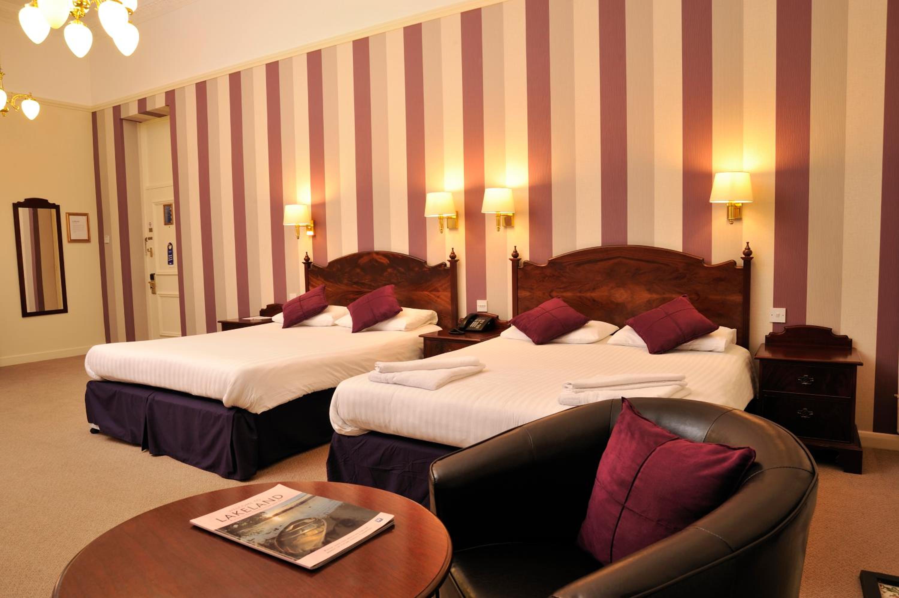 Standard King Room photo 2