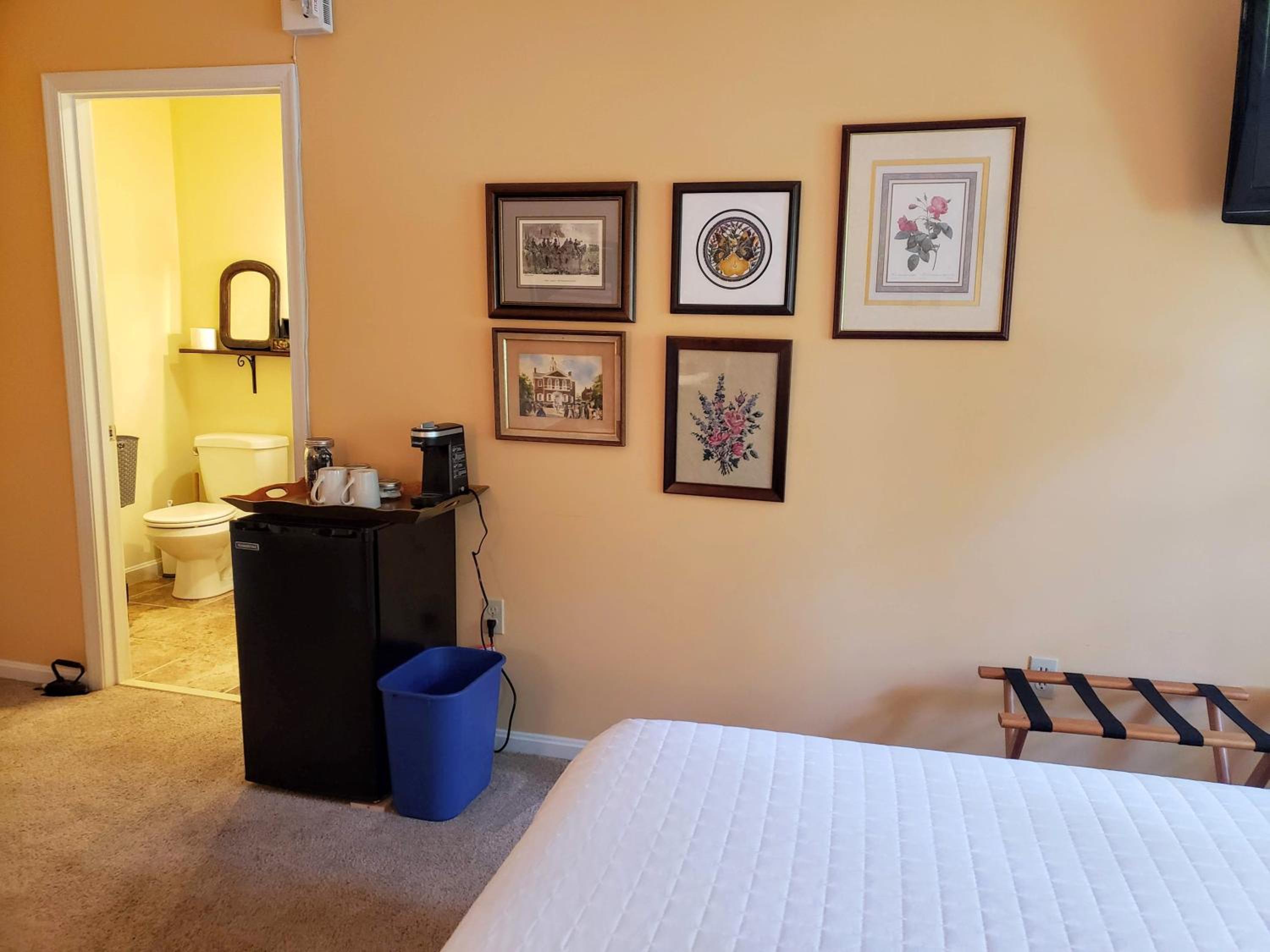 Queen Room photo 3