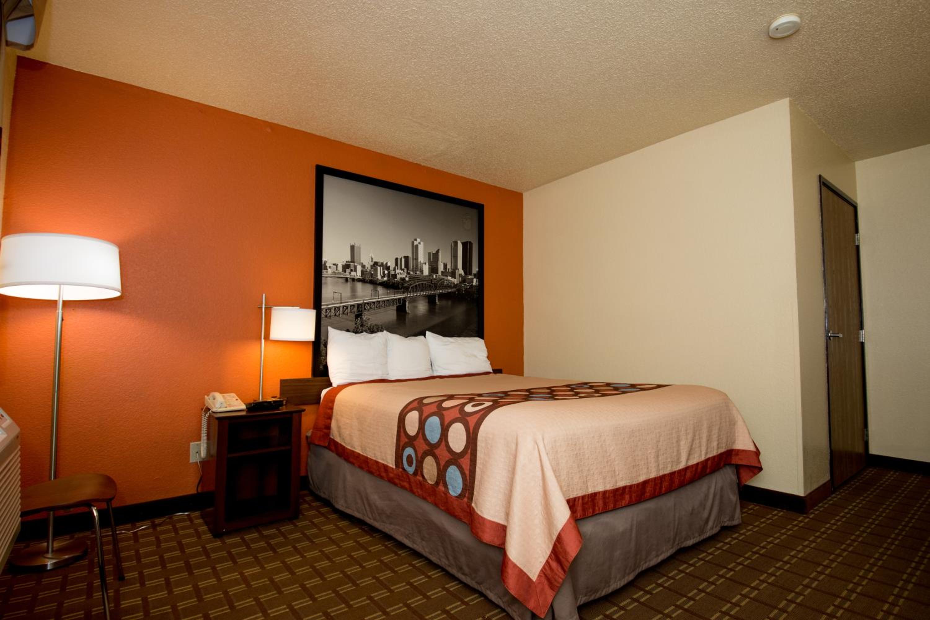 Super 8 by Wyndham Altoona, Billede 5