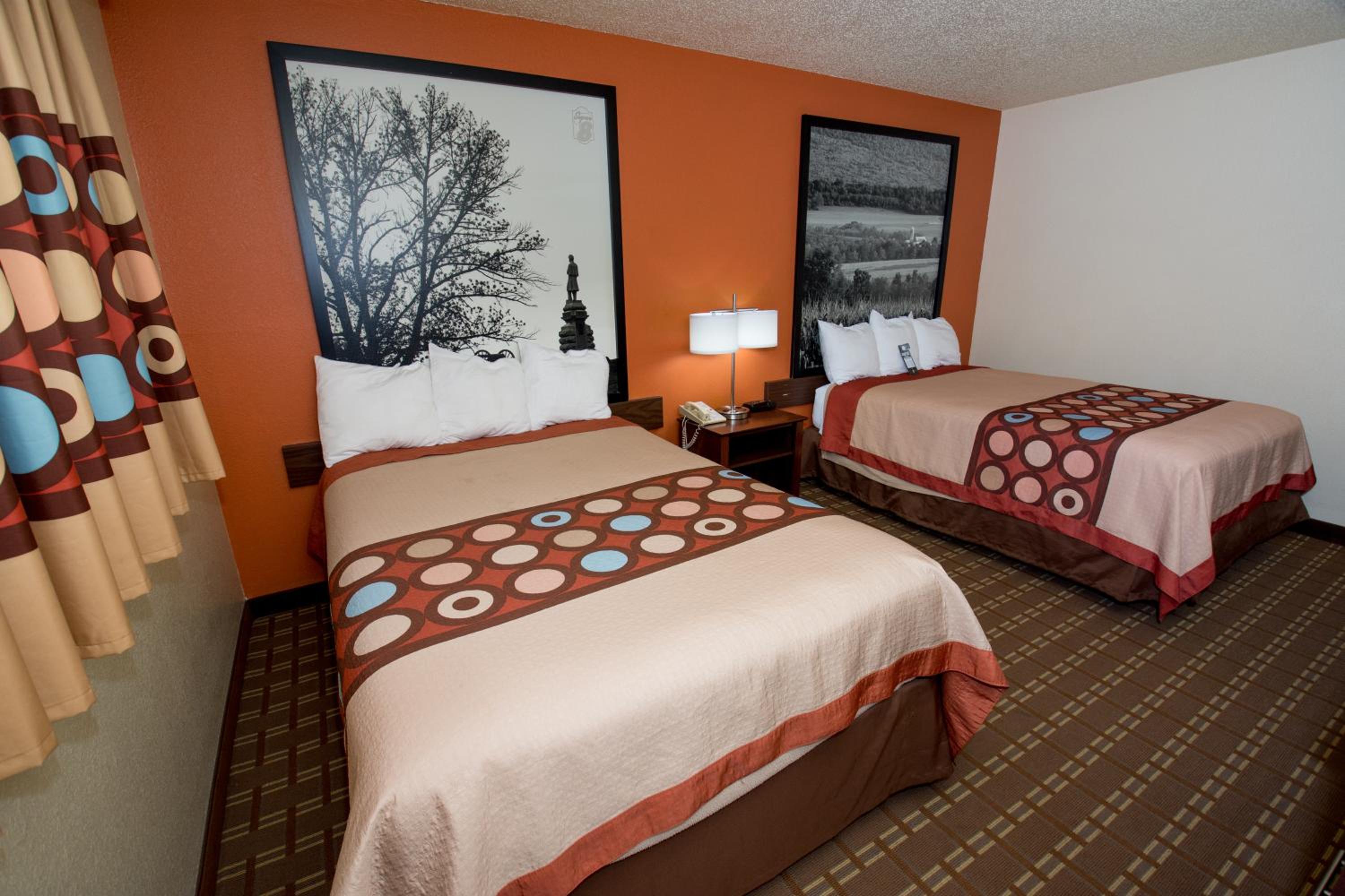 Deluxe Double Room with Two Double Beds - Non-Smoking - Photo 7