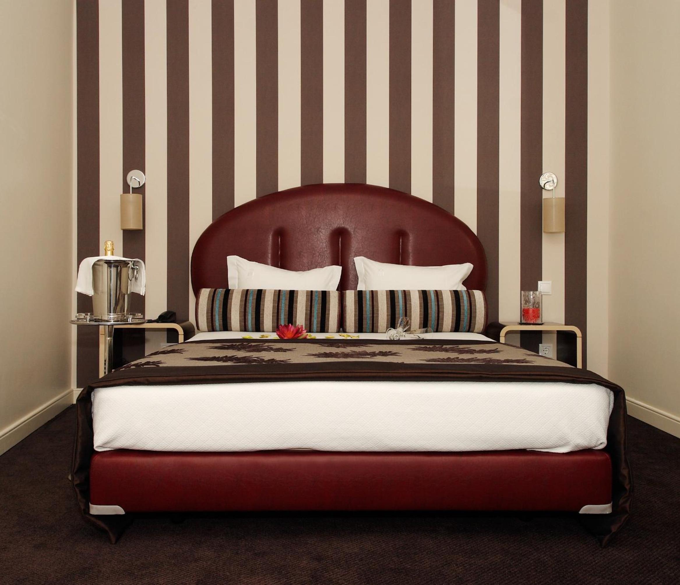 Suite (2 Adults + 1 Child) - Photo 11