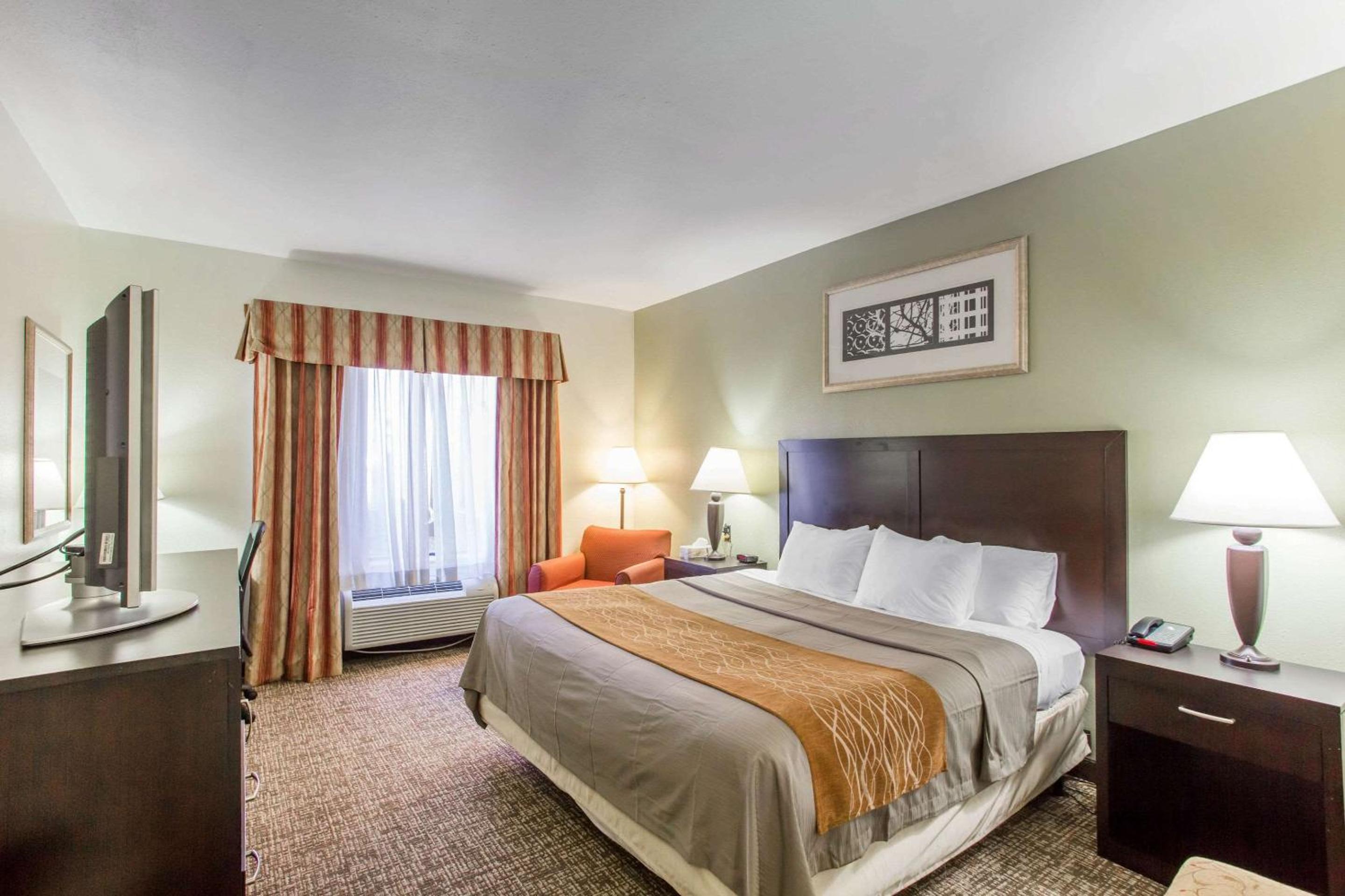 King Room - Disability Access/Non-Smoking - Photo 3
