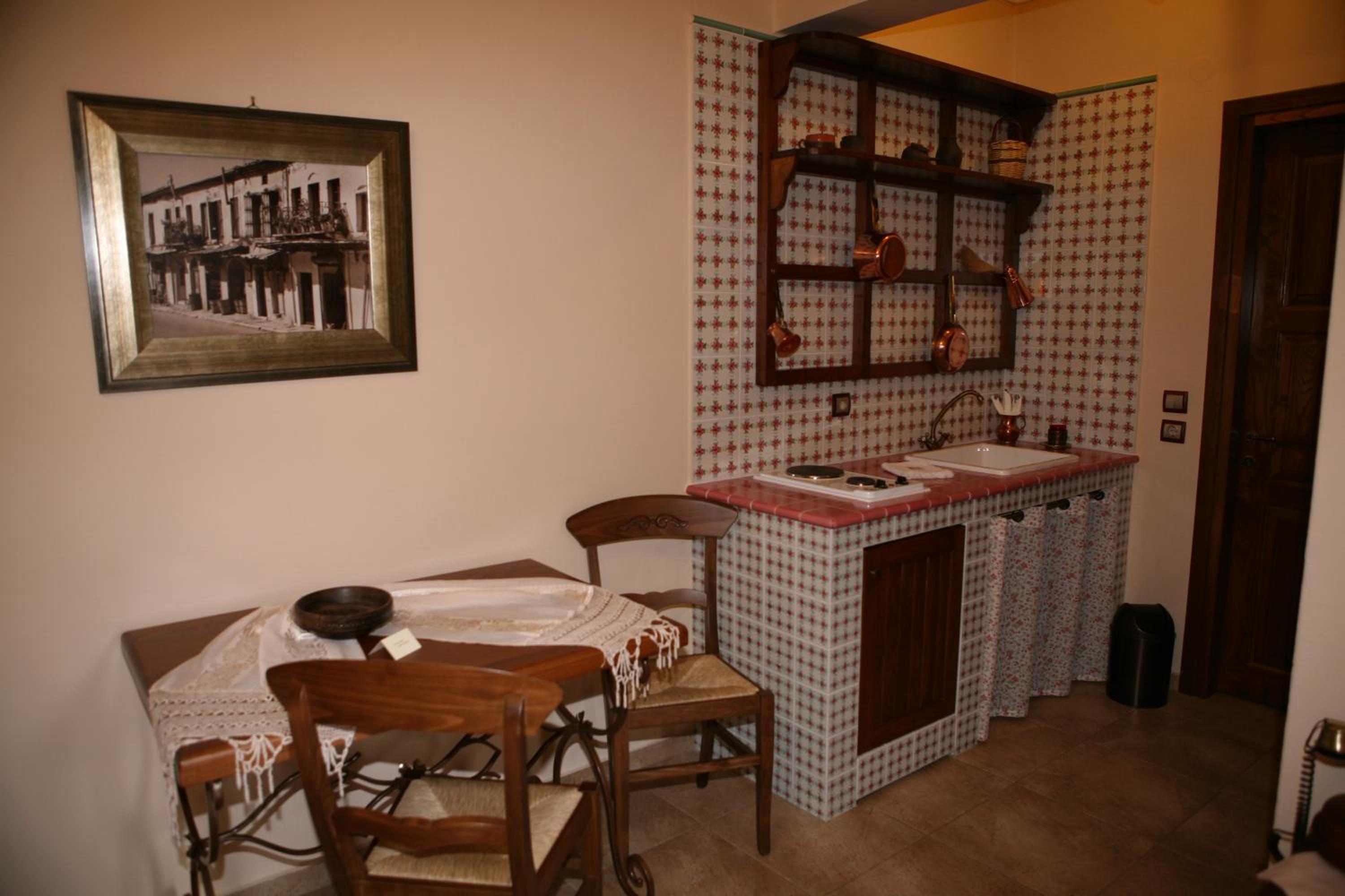 Junior Suite (2 Adults + 2 Children) photo 2