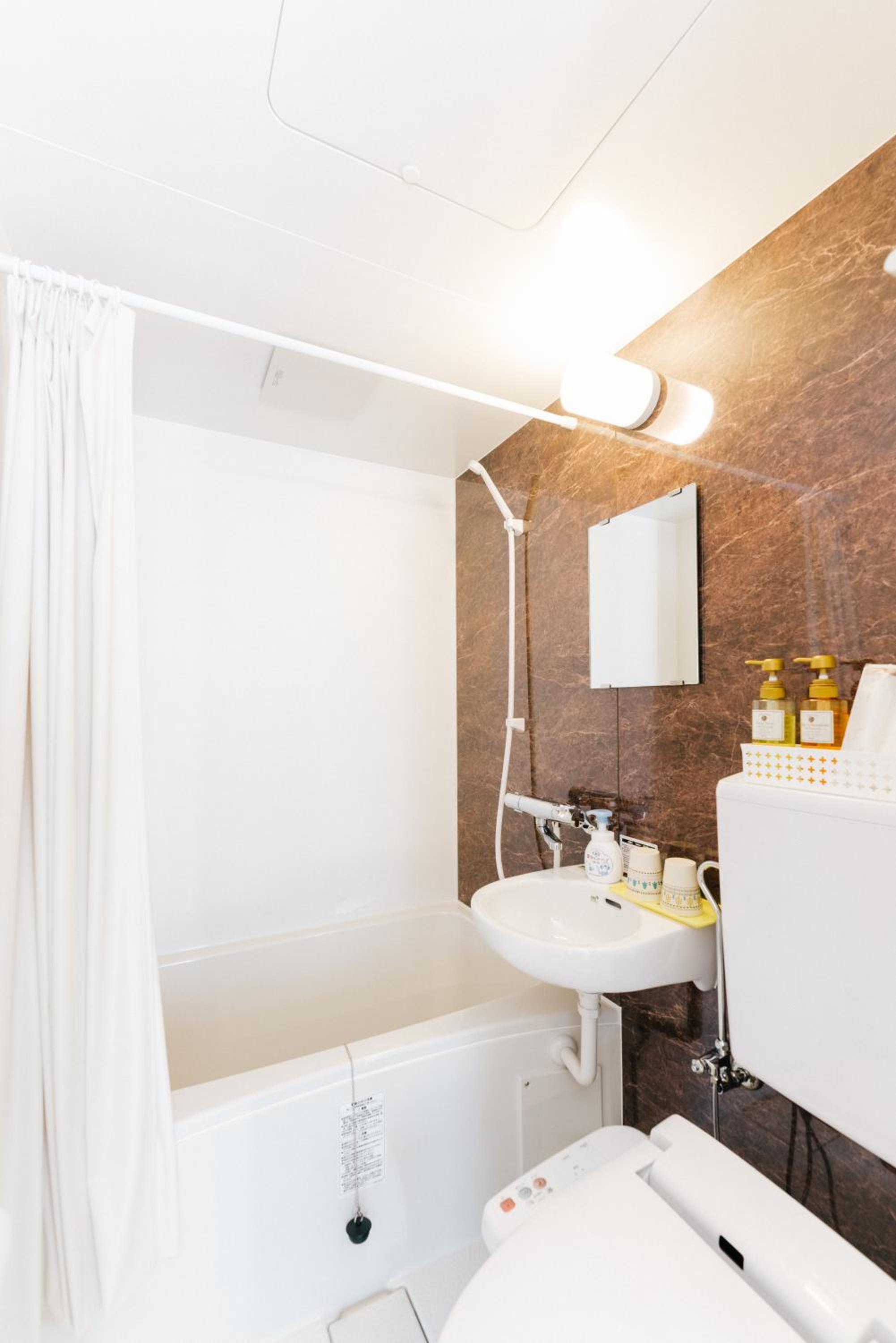 Triple Room with Private Bathroom photo 3
