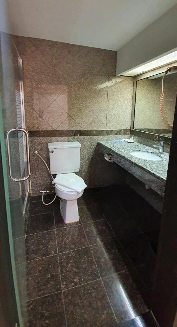 Deluxe Twin Room - Photo 1