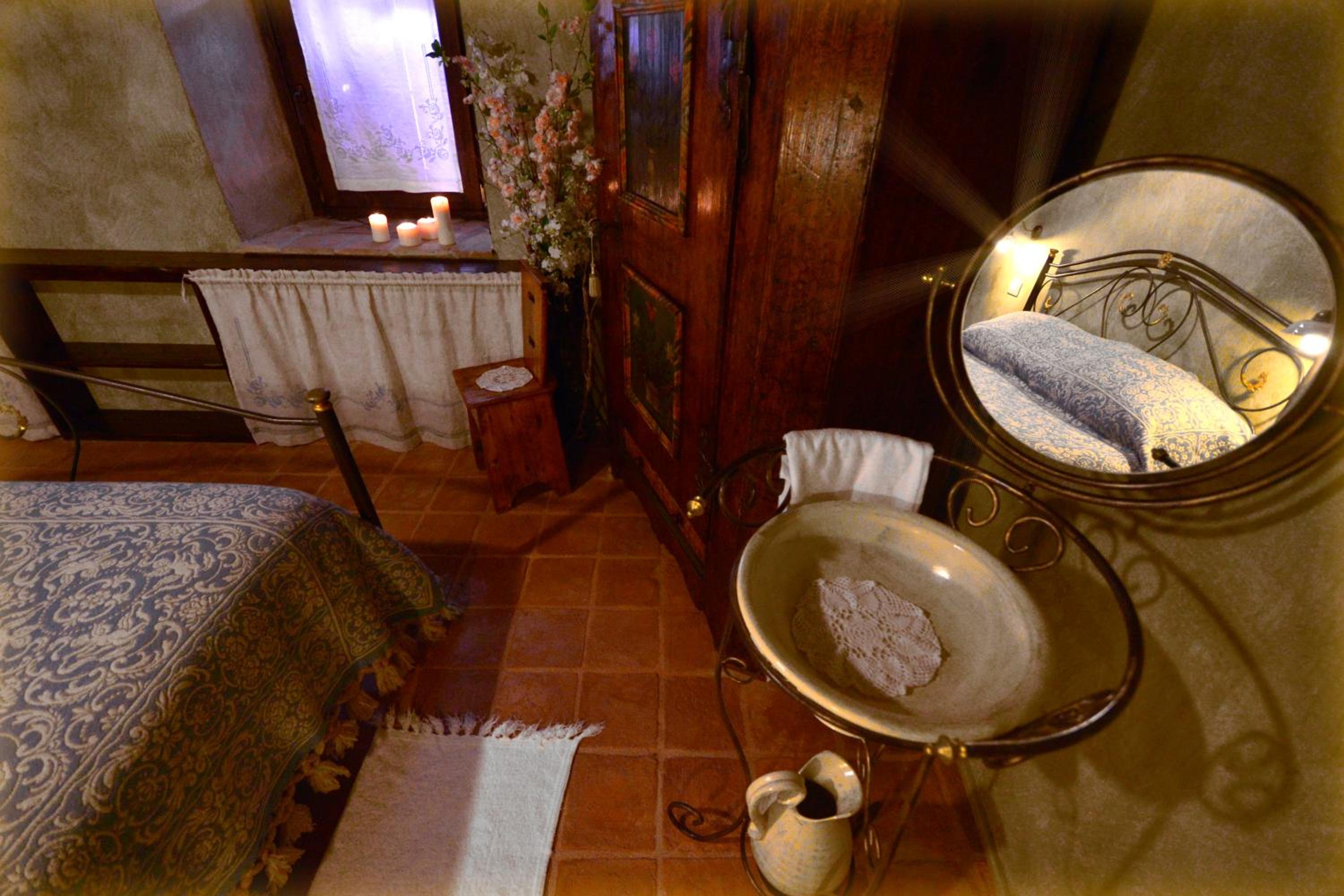 Superior One-Bedroom Apartment (4 Adults) photo 2