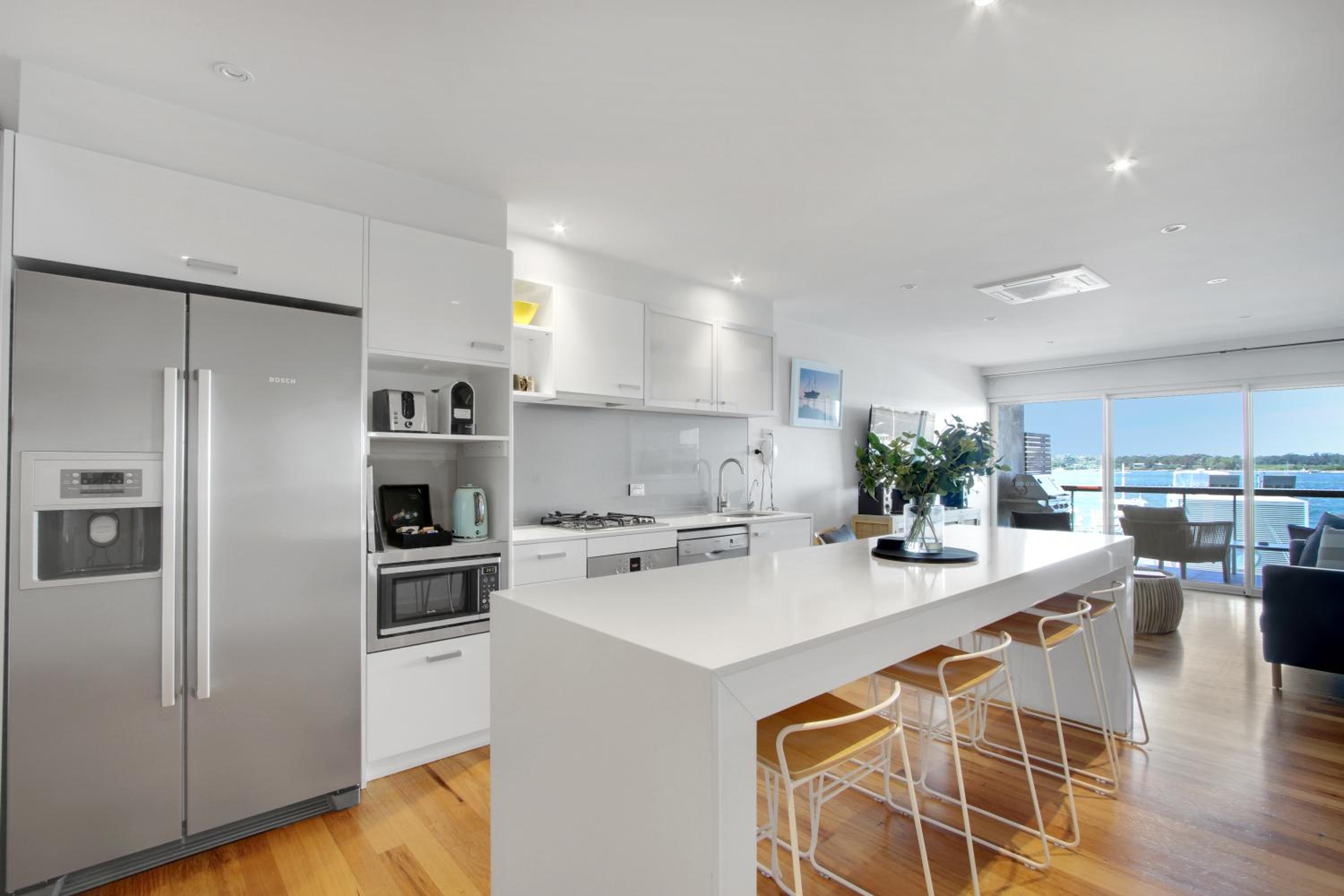 Three-Bedroom Penthouse photo 2