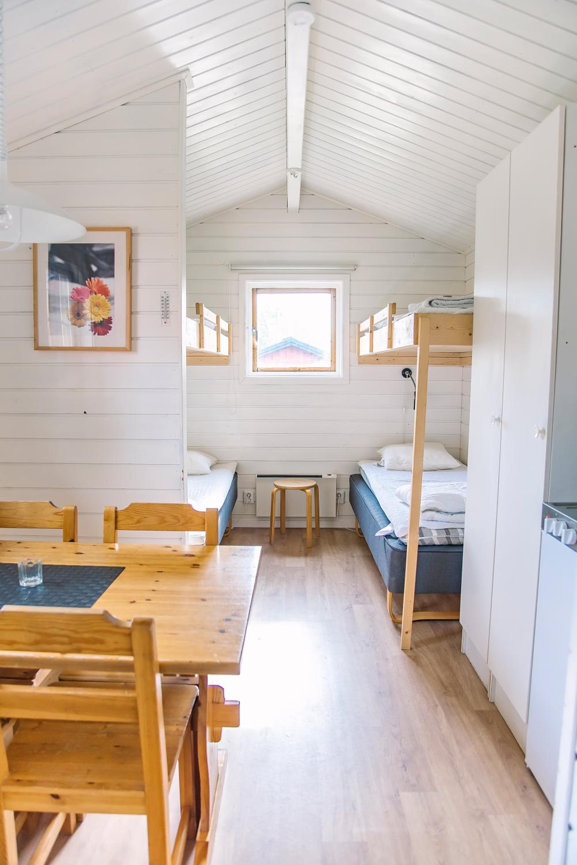Cottage - Photo 1