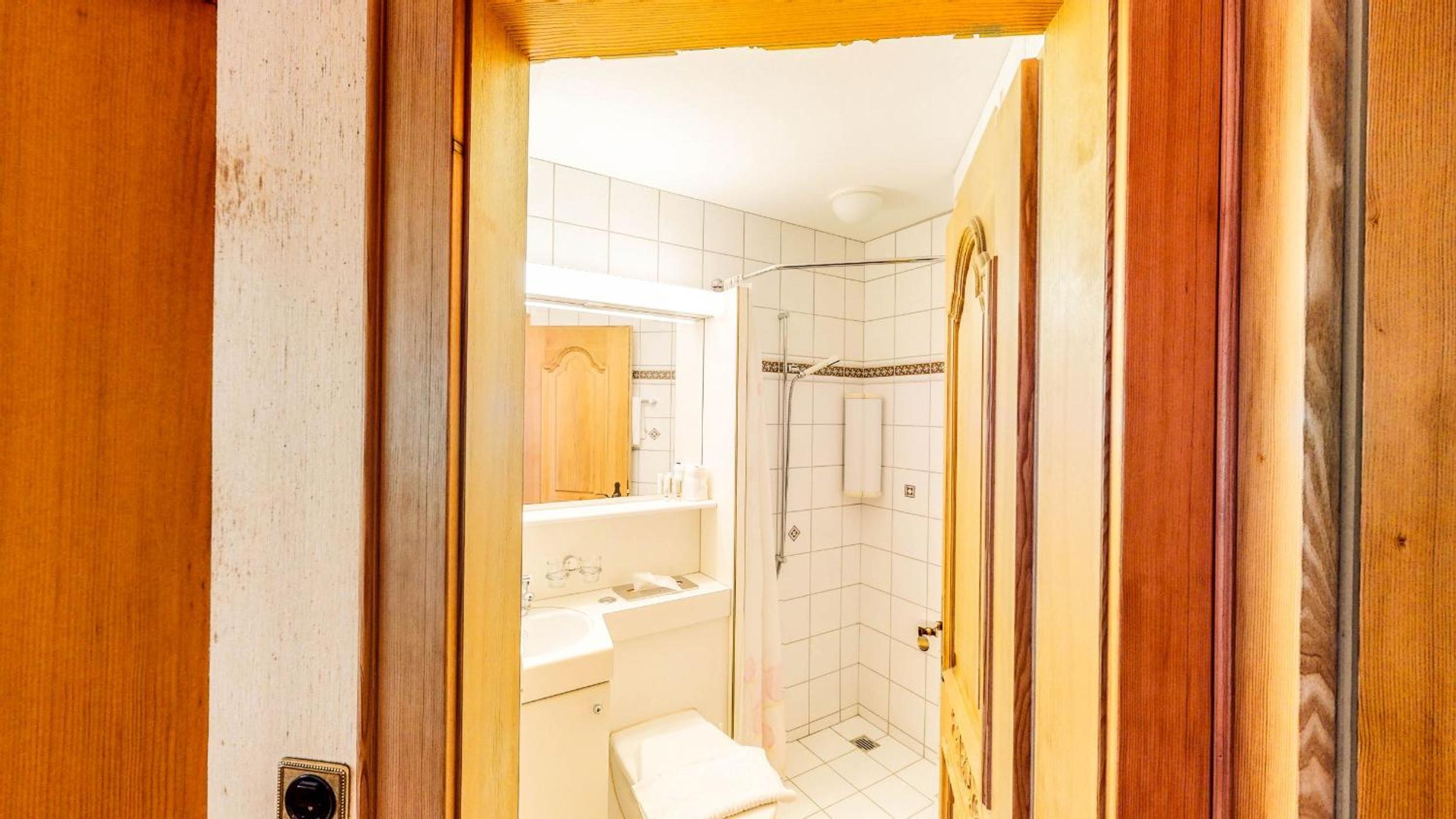 Single Room photo 3