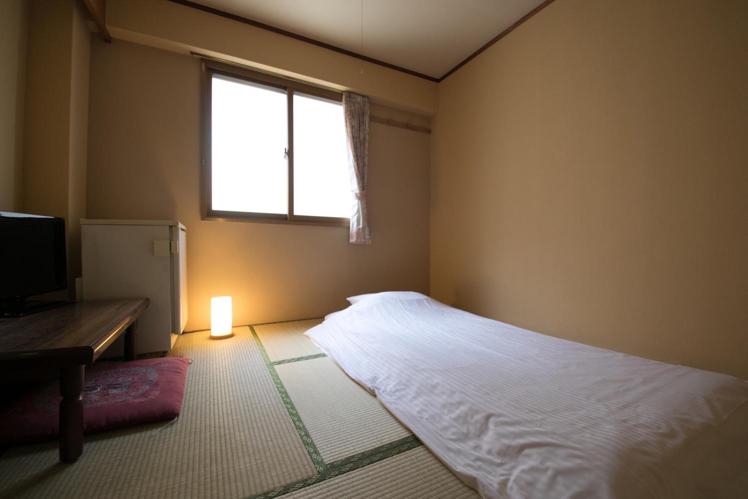Japanese-Style Twin Room photo 3