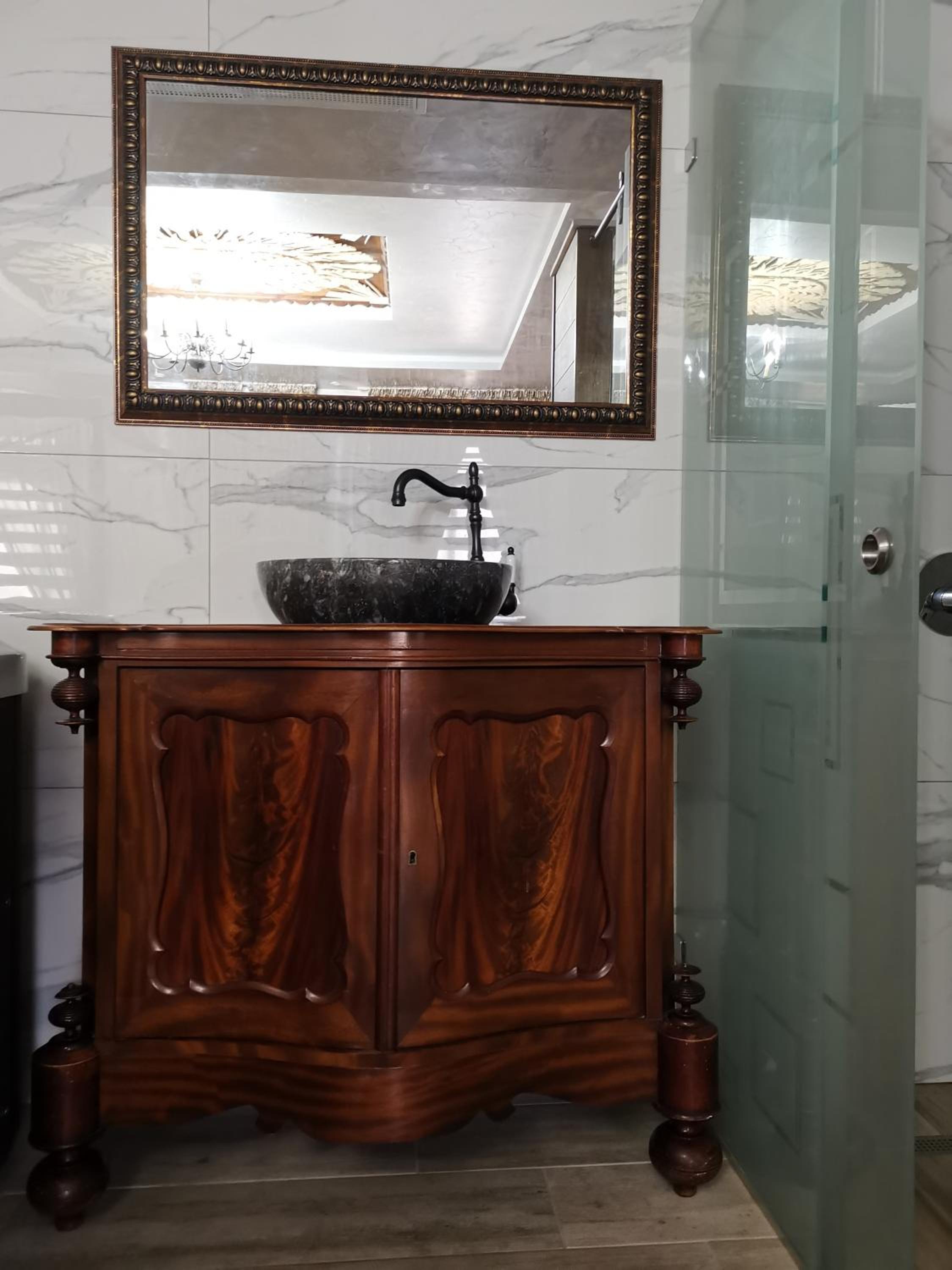 Deluxe King Room photo 3
