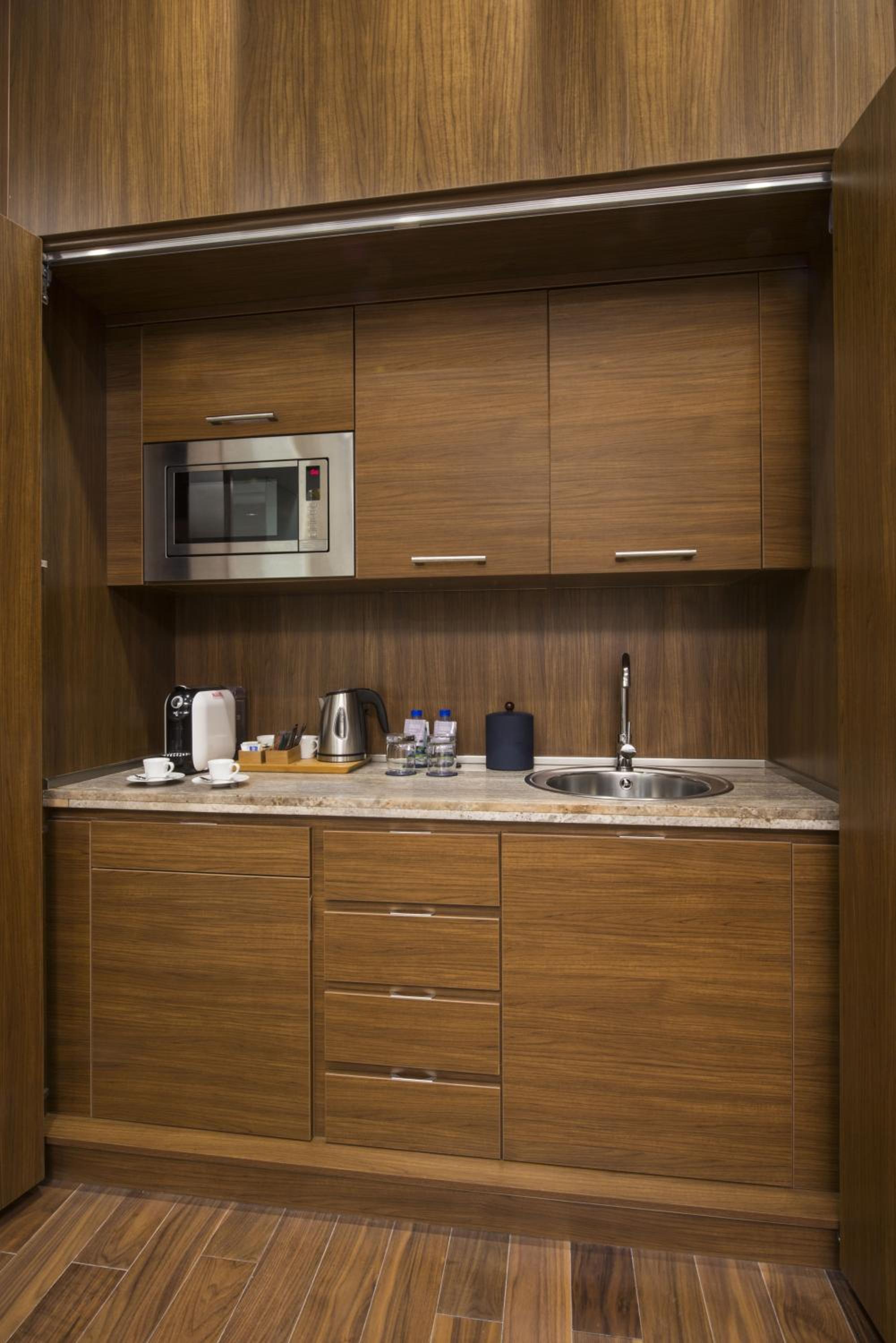 King One Bedroom Suite - Non Smoking photo 2
