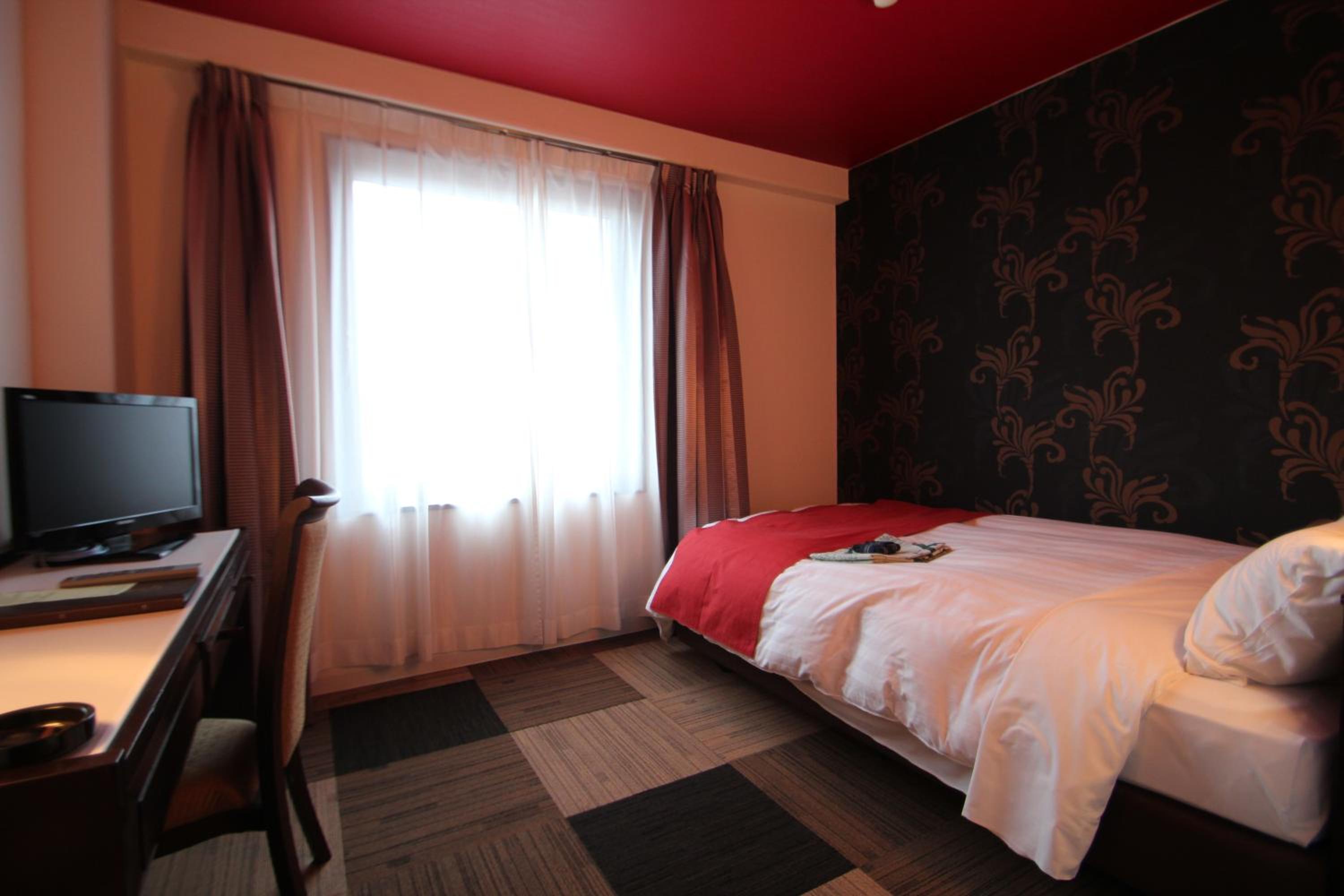 Single Room - Non-Smoking photo 2