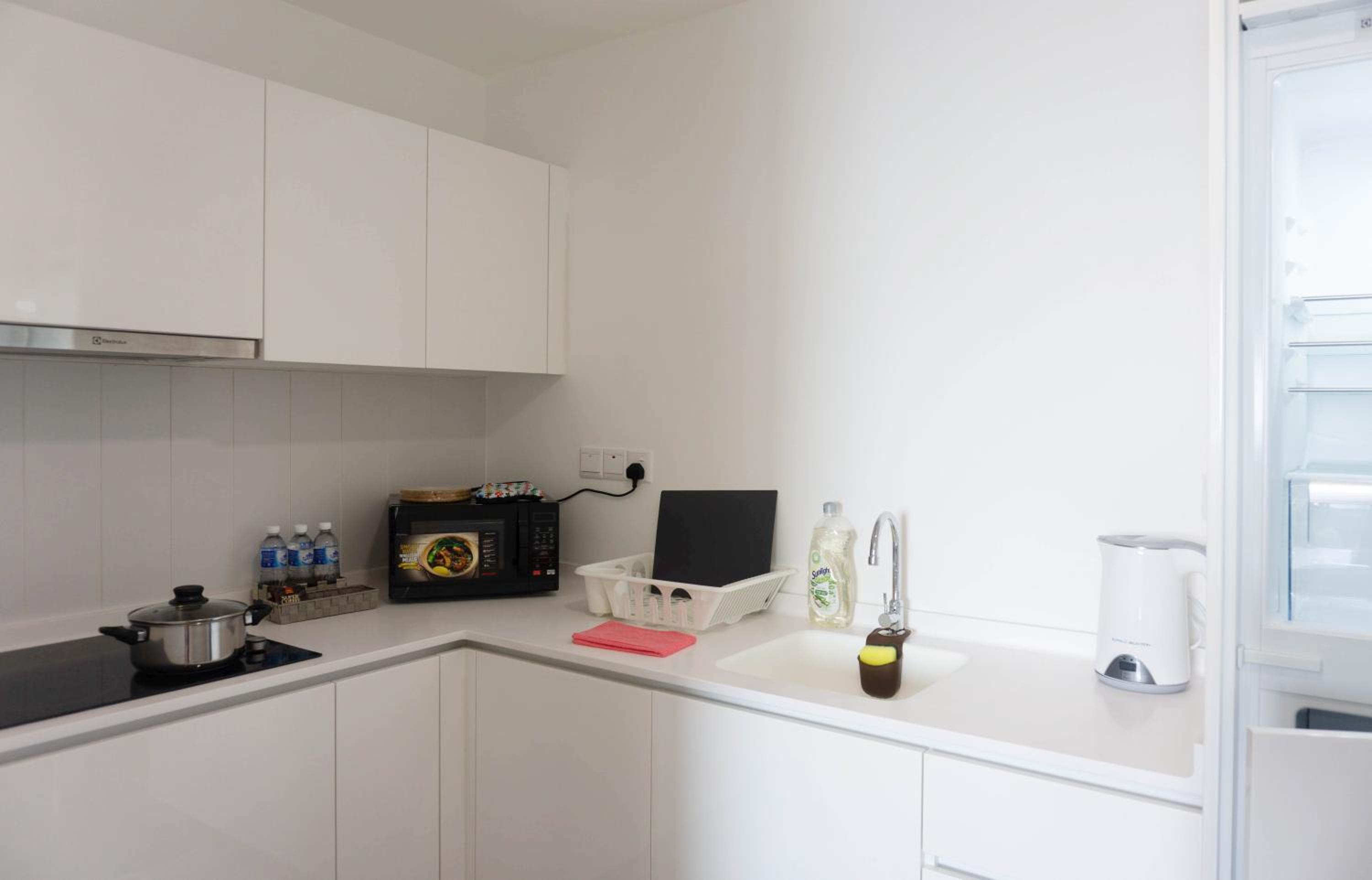 One-Bedroom Apartment - Photo 8