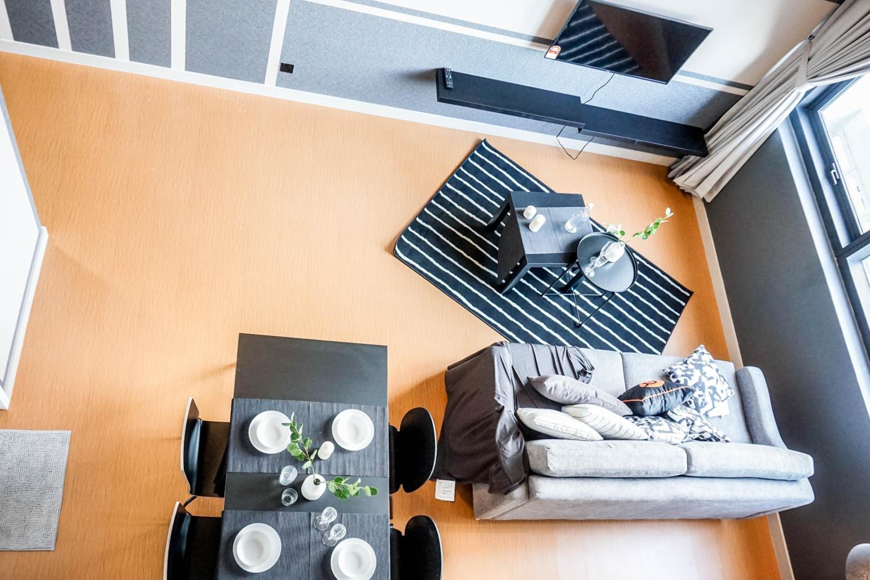 One-Bedroom Apartment - Photo 15