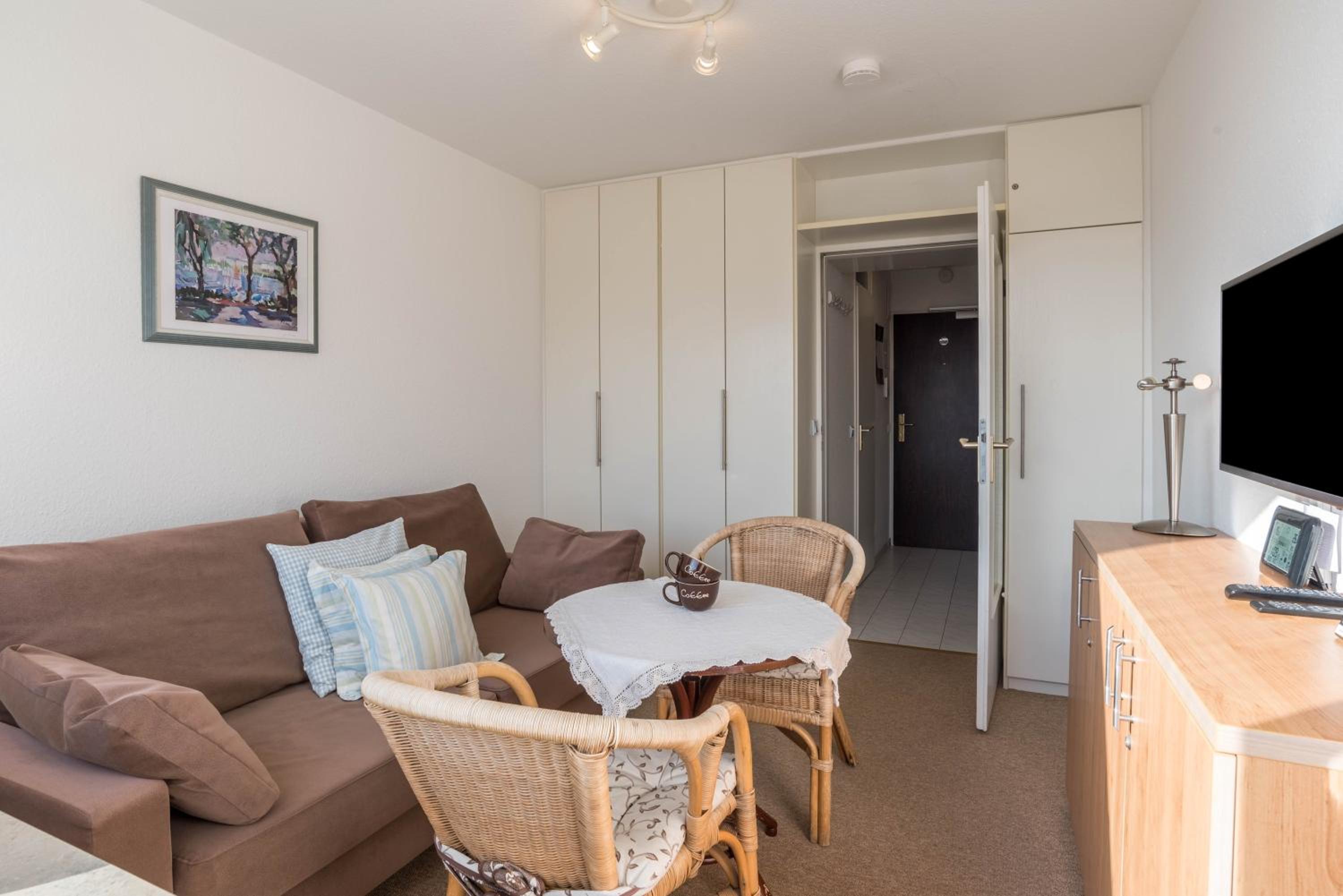 Superior One-Bedroom Apartment with Balcony