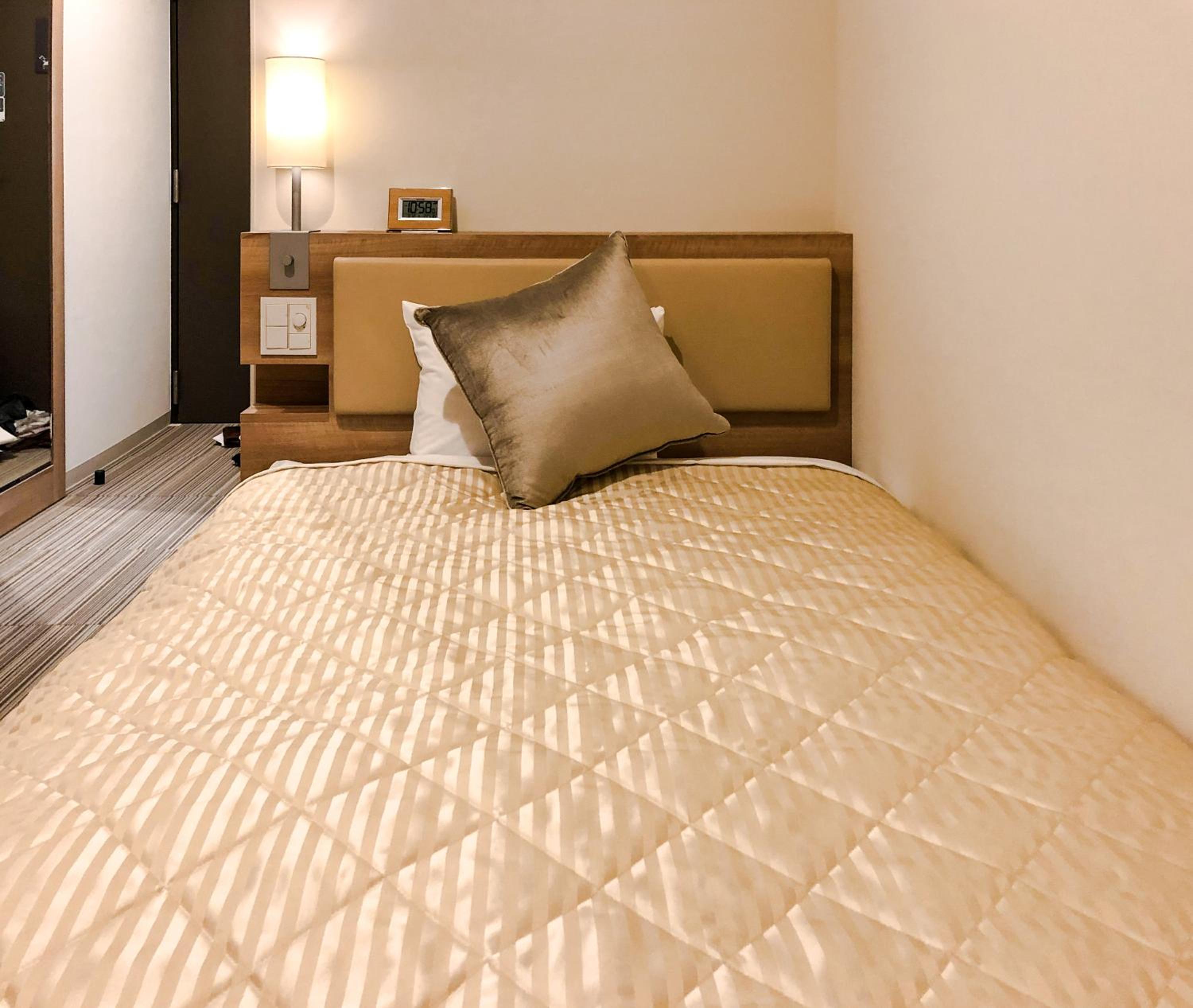 Single Room - Non-Smoking photo 2