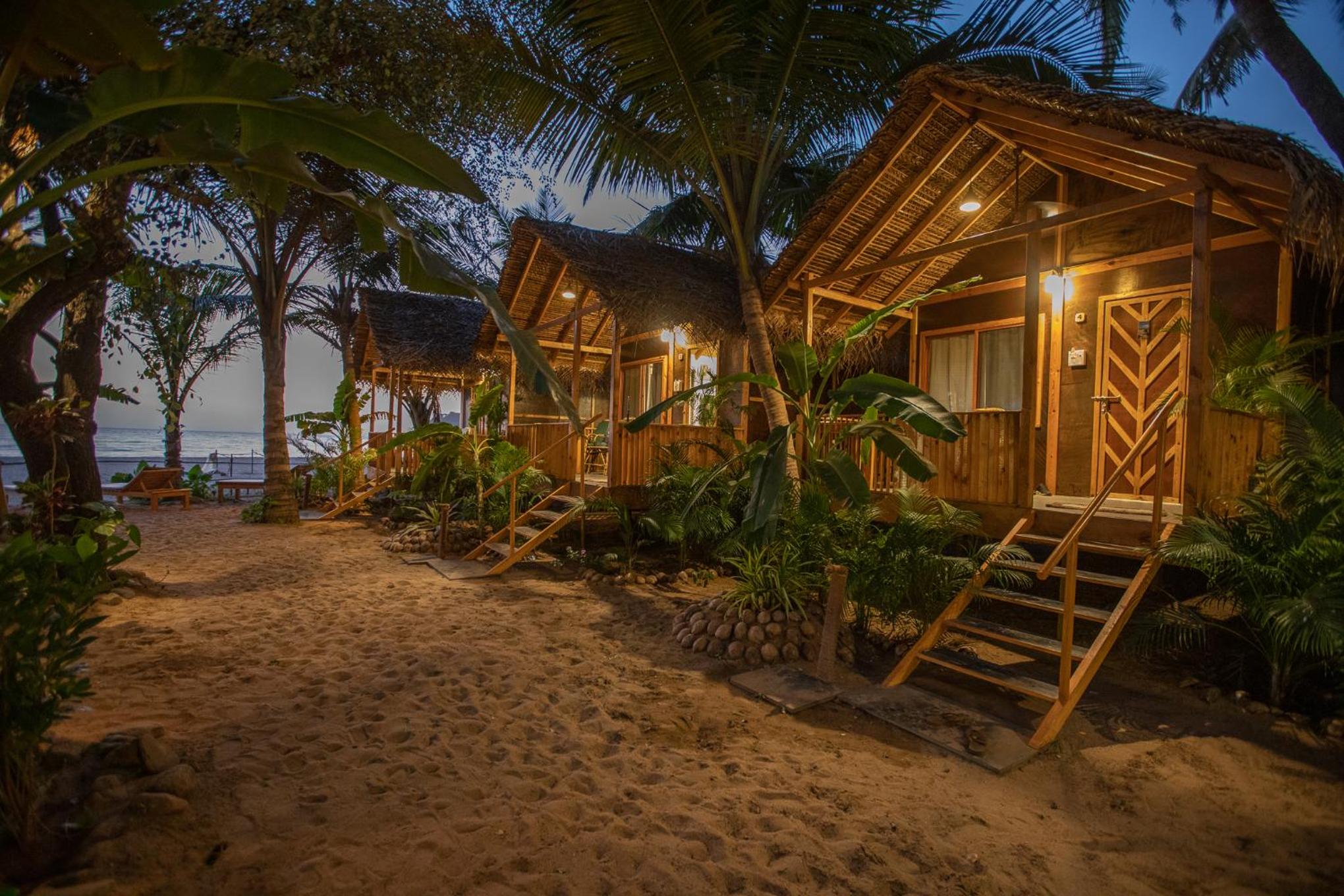 Bungalow with Sea View photo 3